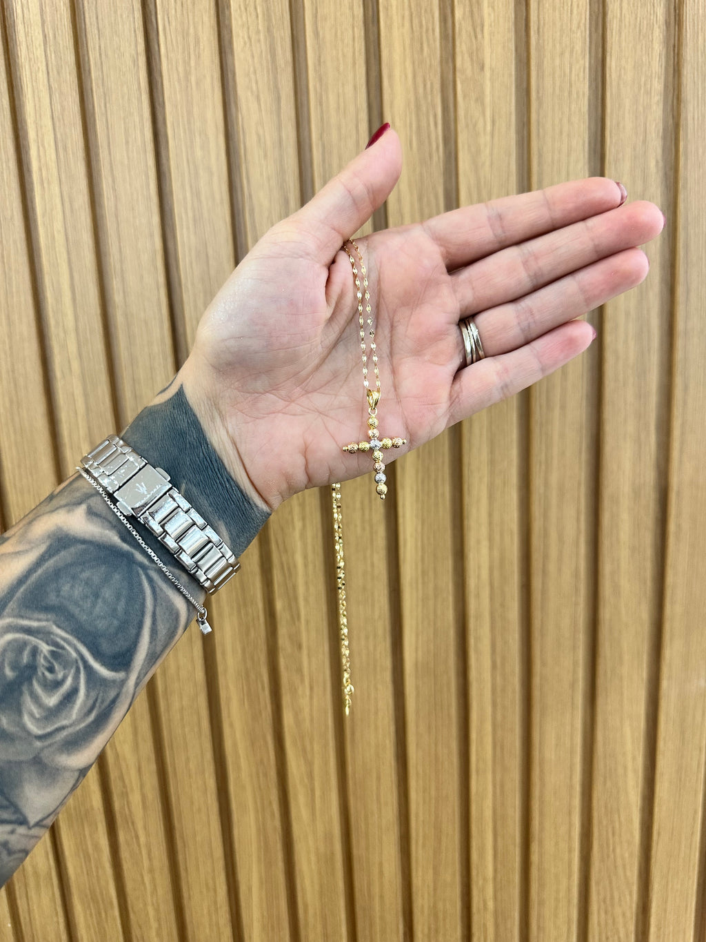 COLLANA SPECCHIATA CON CROCE MILLE LUCI ORO 18KT