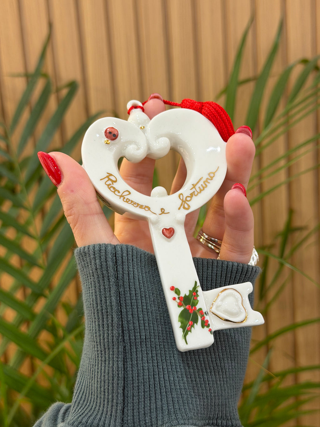 CHIAVE PORTA FORTUNA CERAMICA DI CAPODIMONTE