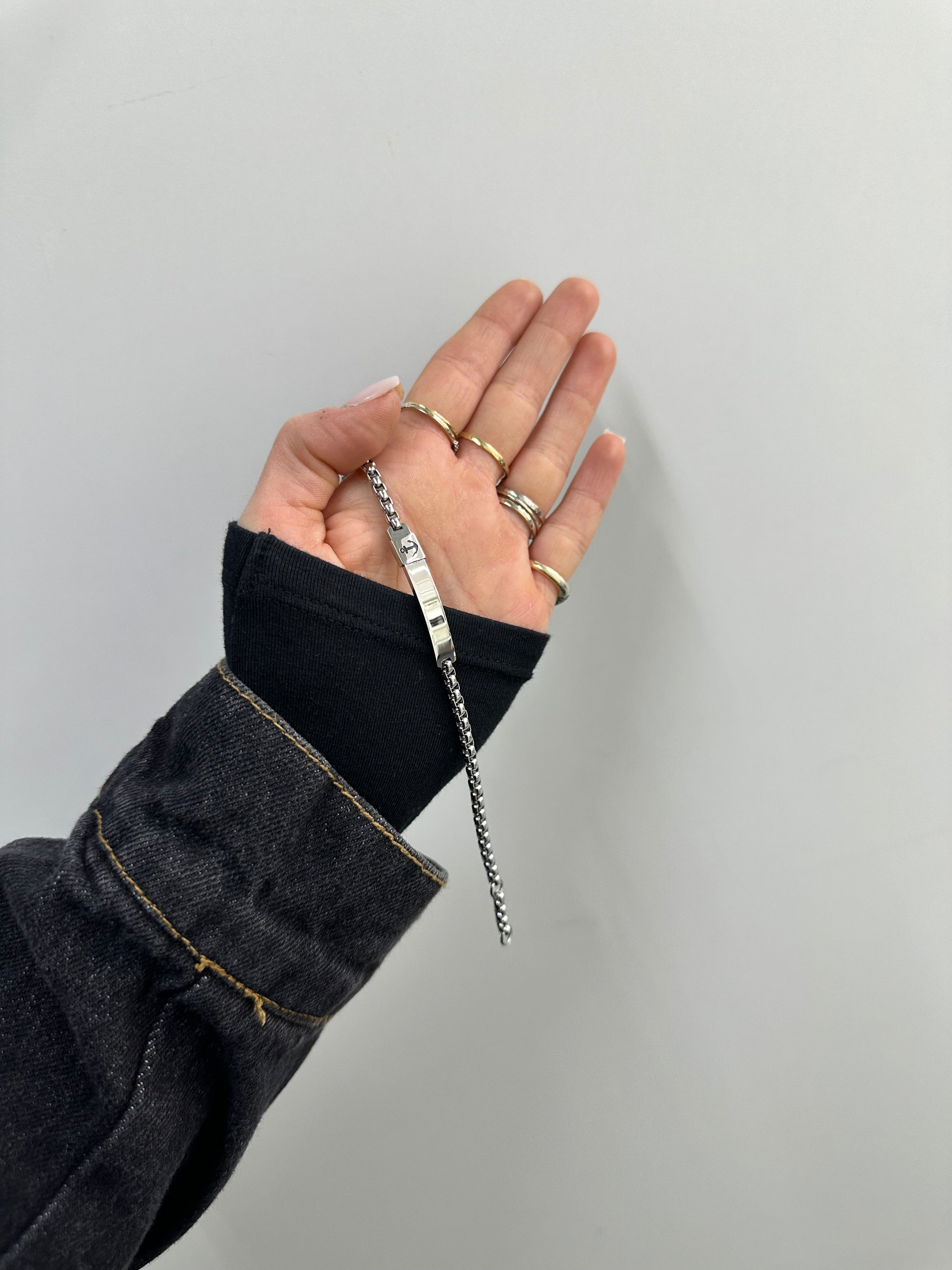 BRACCIALE TARGA CON ANCORA IN ACCIAIO