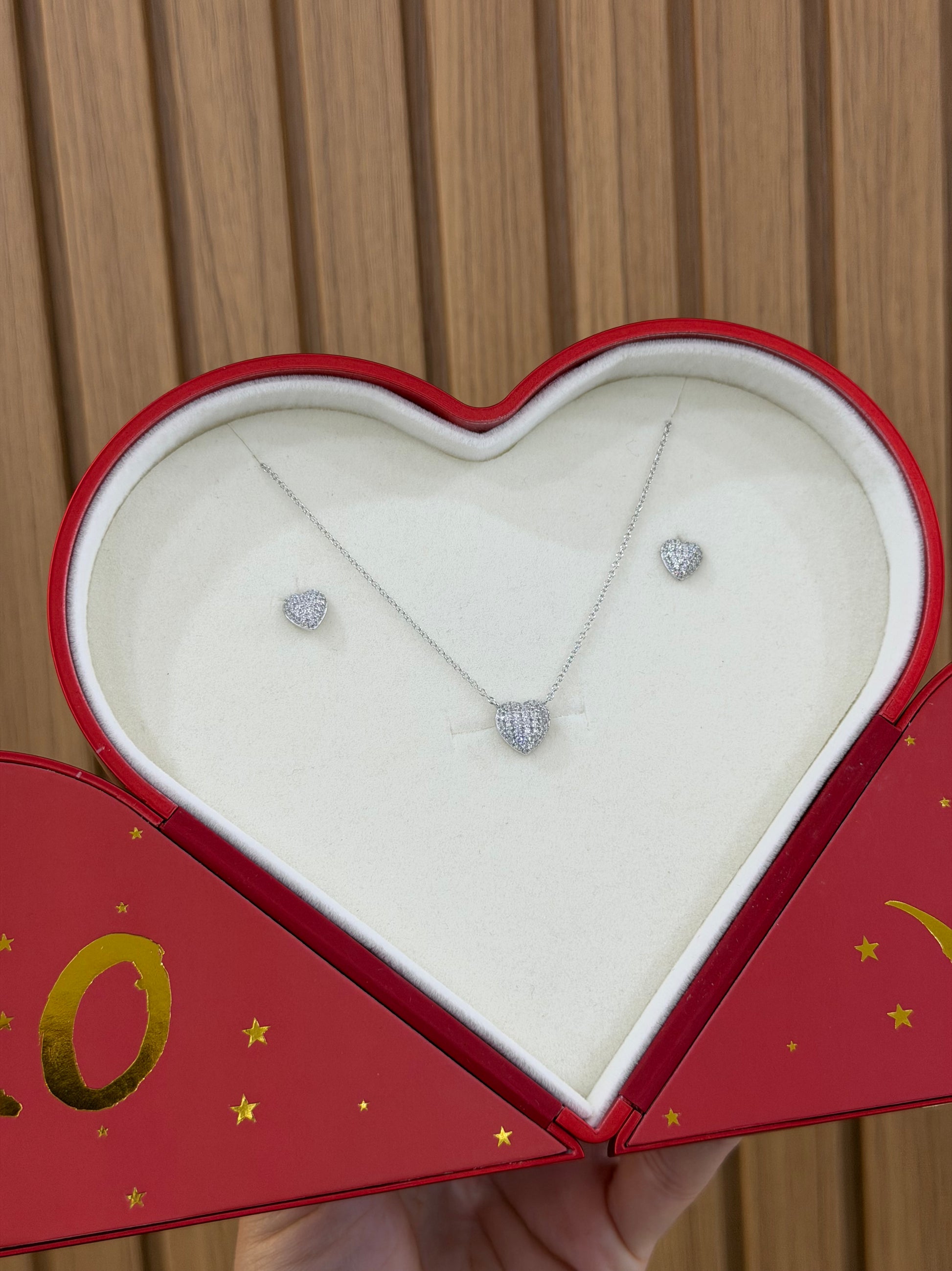 BOX HEART CON COMPLETO CUORICINI ZIRCONATI MORELLATO