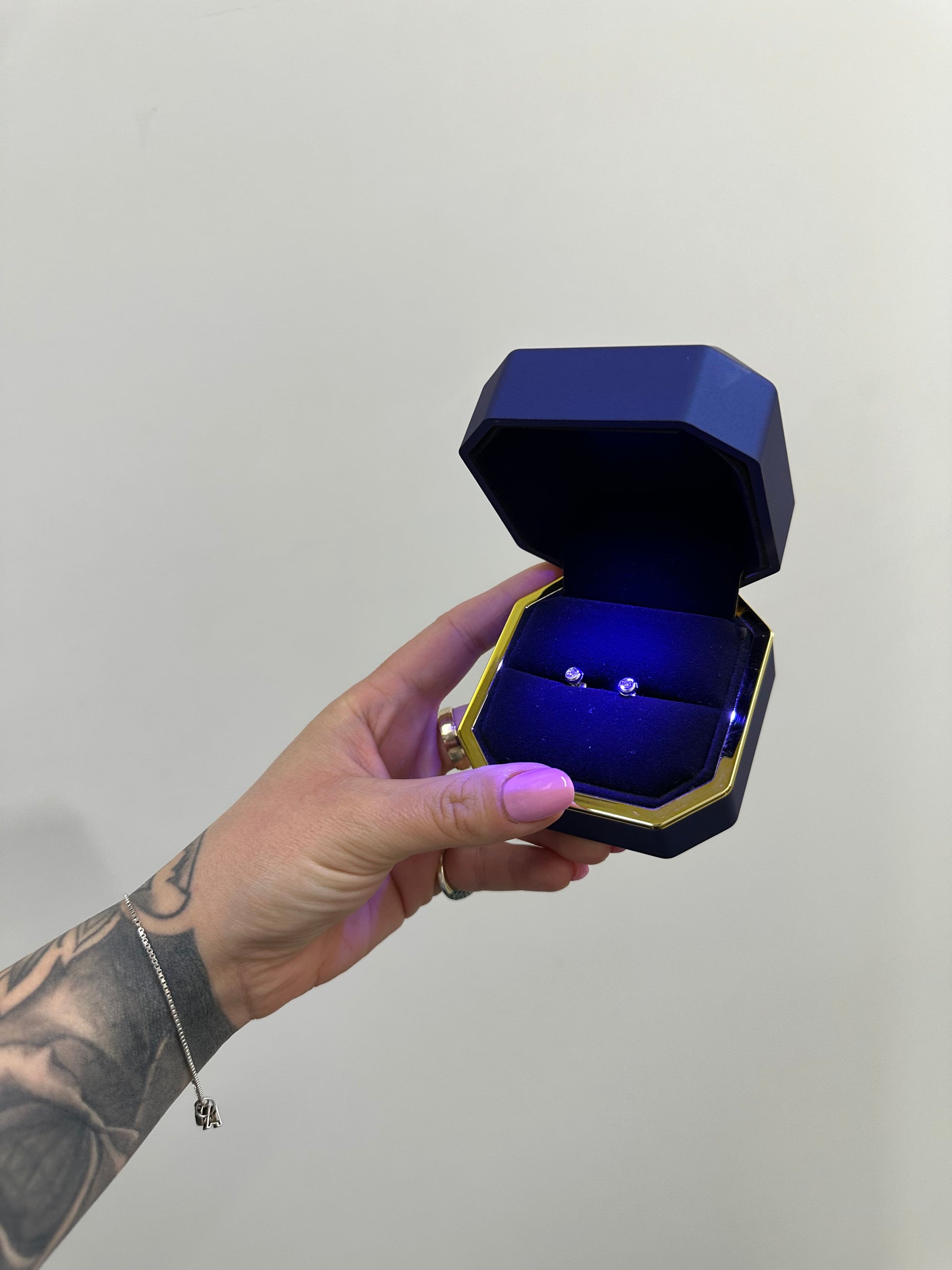 ORECCHINI PUNTI LUCE CON DIAMANTI