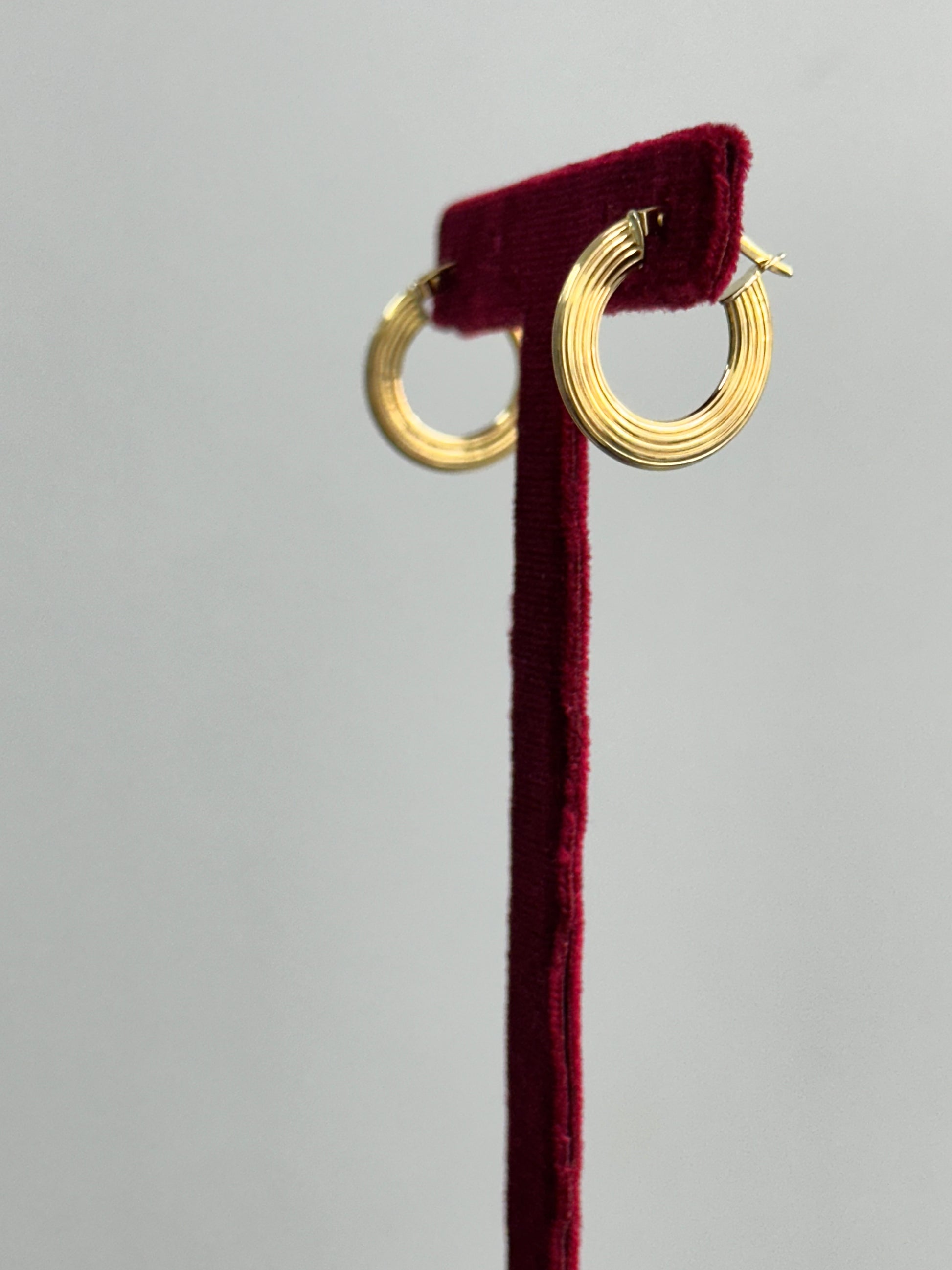 CERCHIETTI CON LAVORAZIONE ORO 18KT