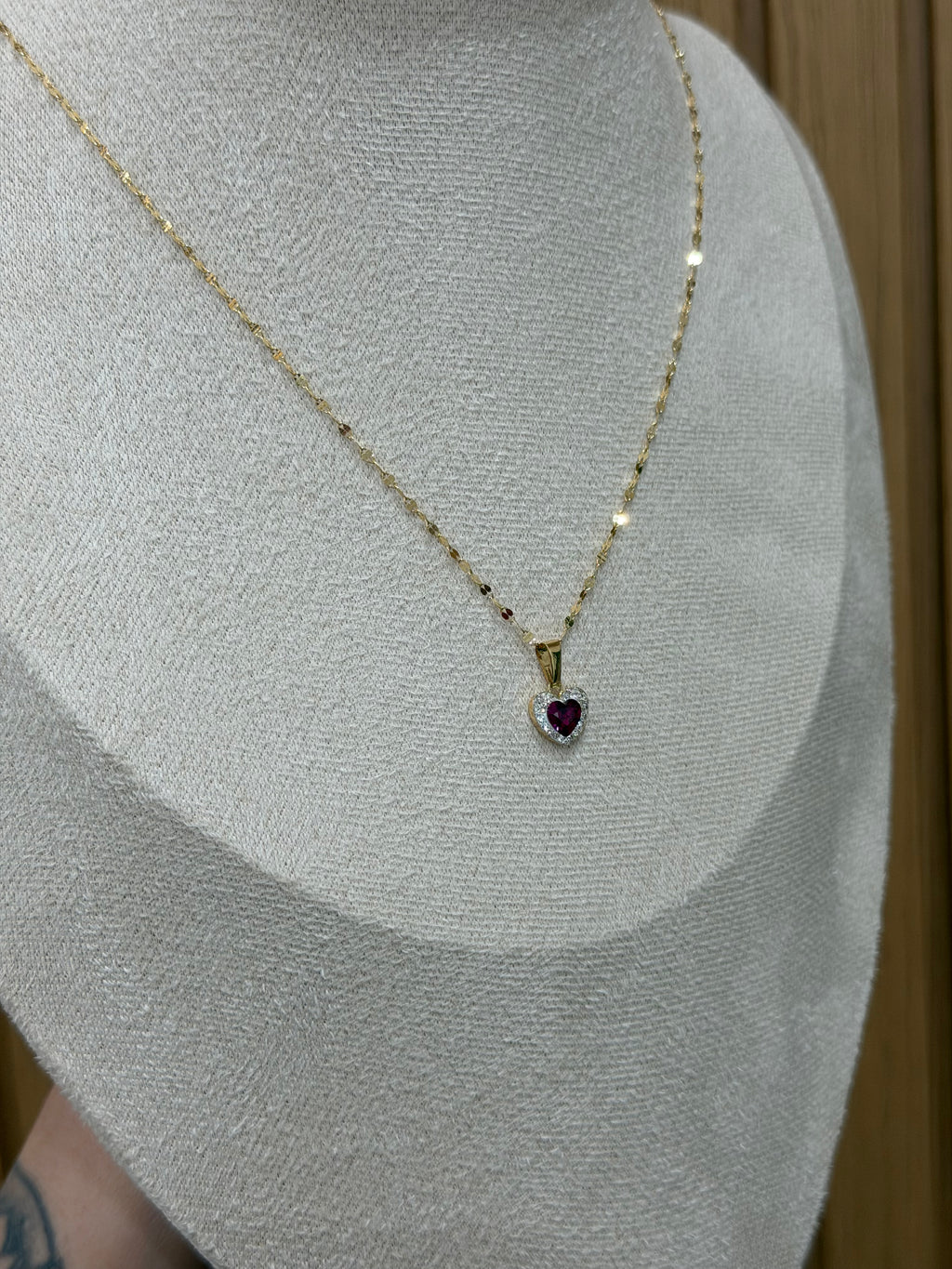 COLLANA CUORICINO ORO 18KT CON SPECCHIATA
