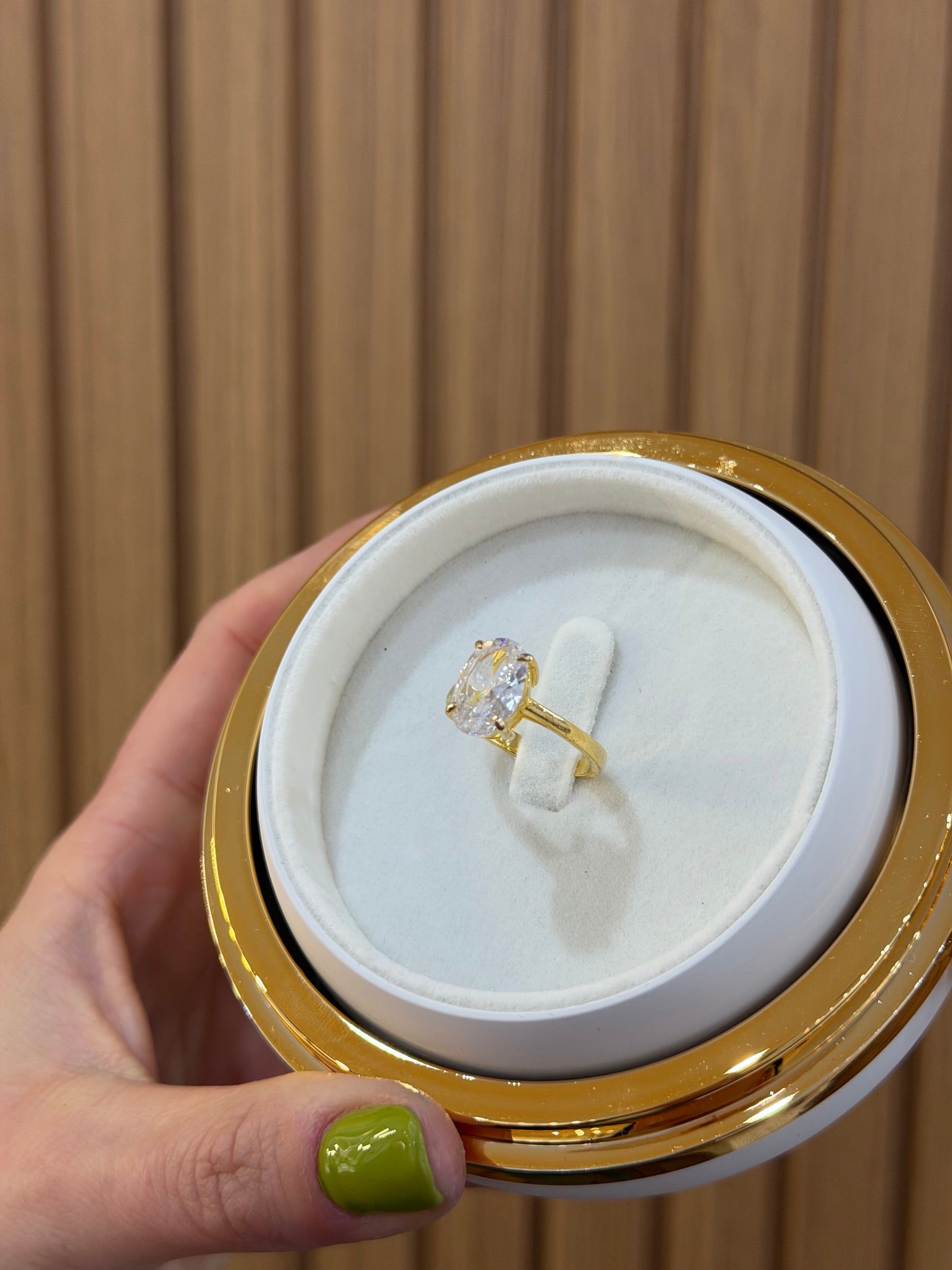 BOX PALLINA DI NATALE BIANCA CON ANELLO OVAL ARGENTO 925