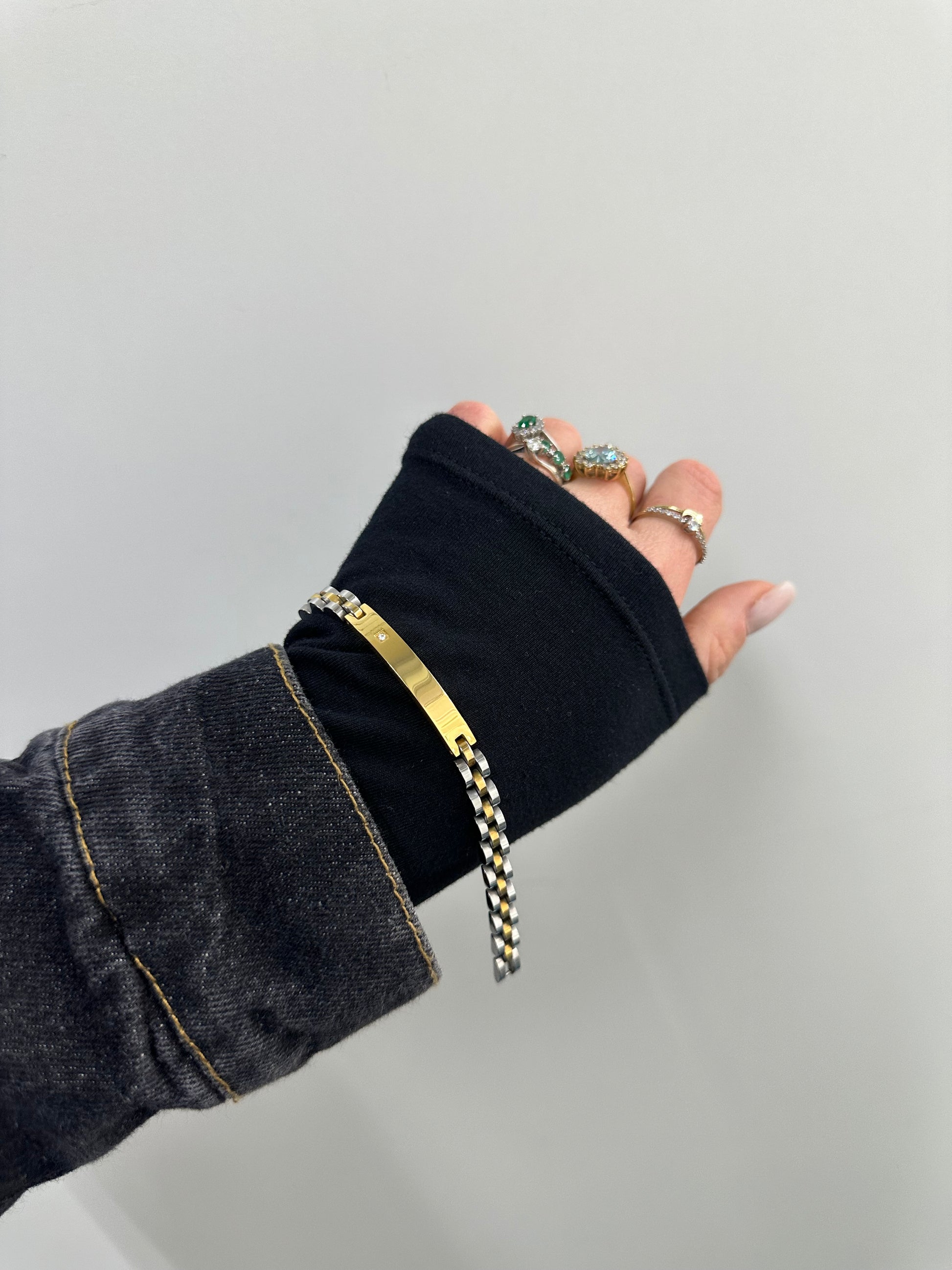 BRACCIALE TARGA IN ACCIAIO CON ZIRCONE
