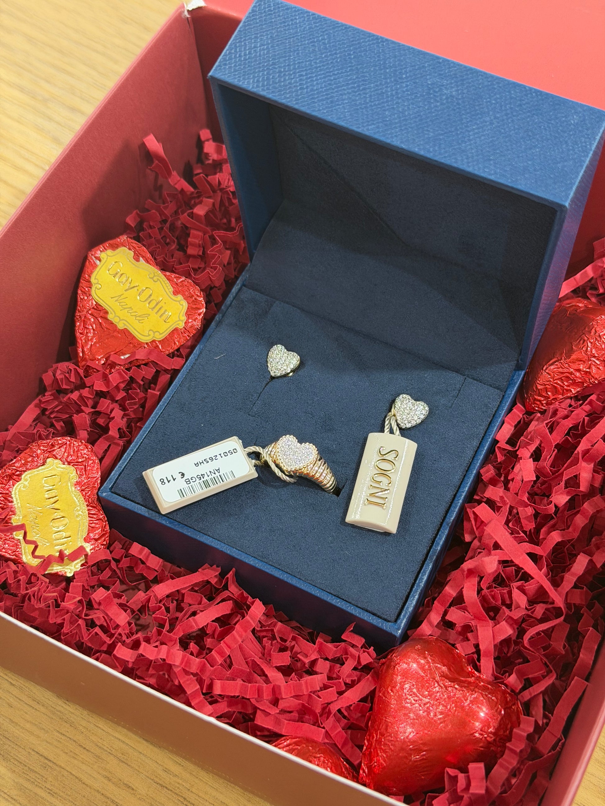 BOX SOGNI CON COMPLETO CUORE GAY-ODIN