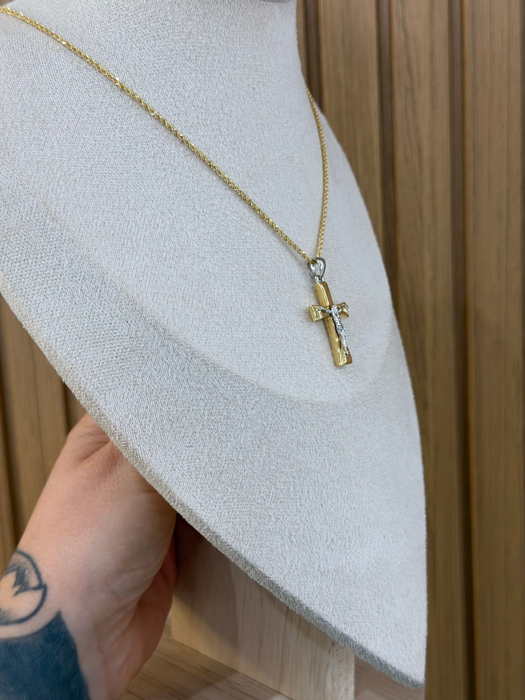 COLLANA ORO 18KT CON CROCE