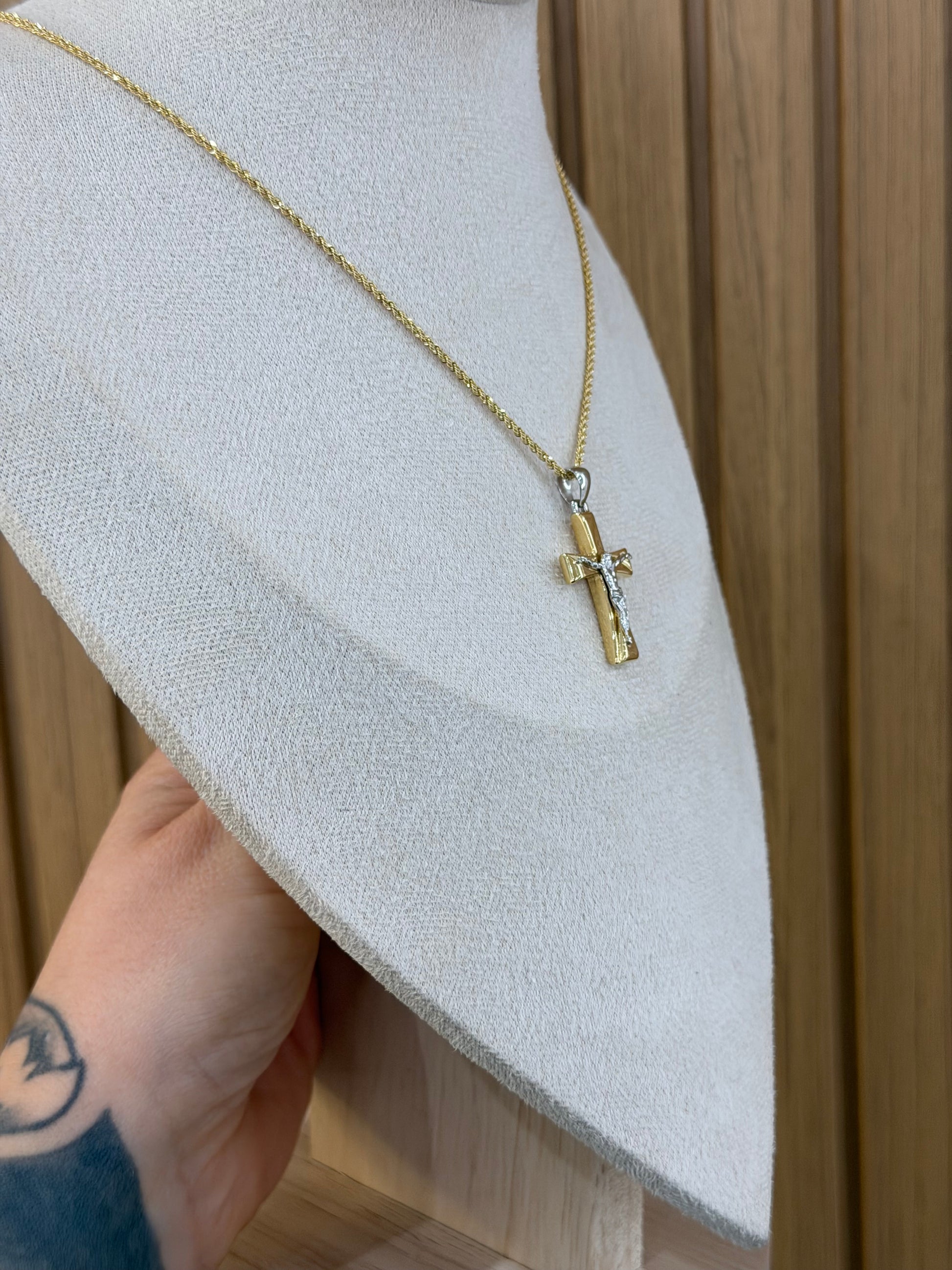COLLANA ORO 18KT CON CROCE