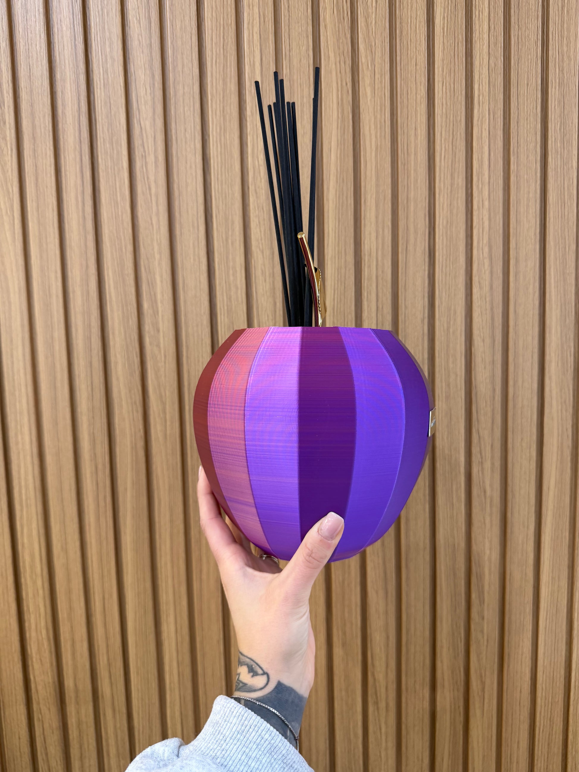 PROFUMATORE MELA ILARY QUEEN