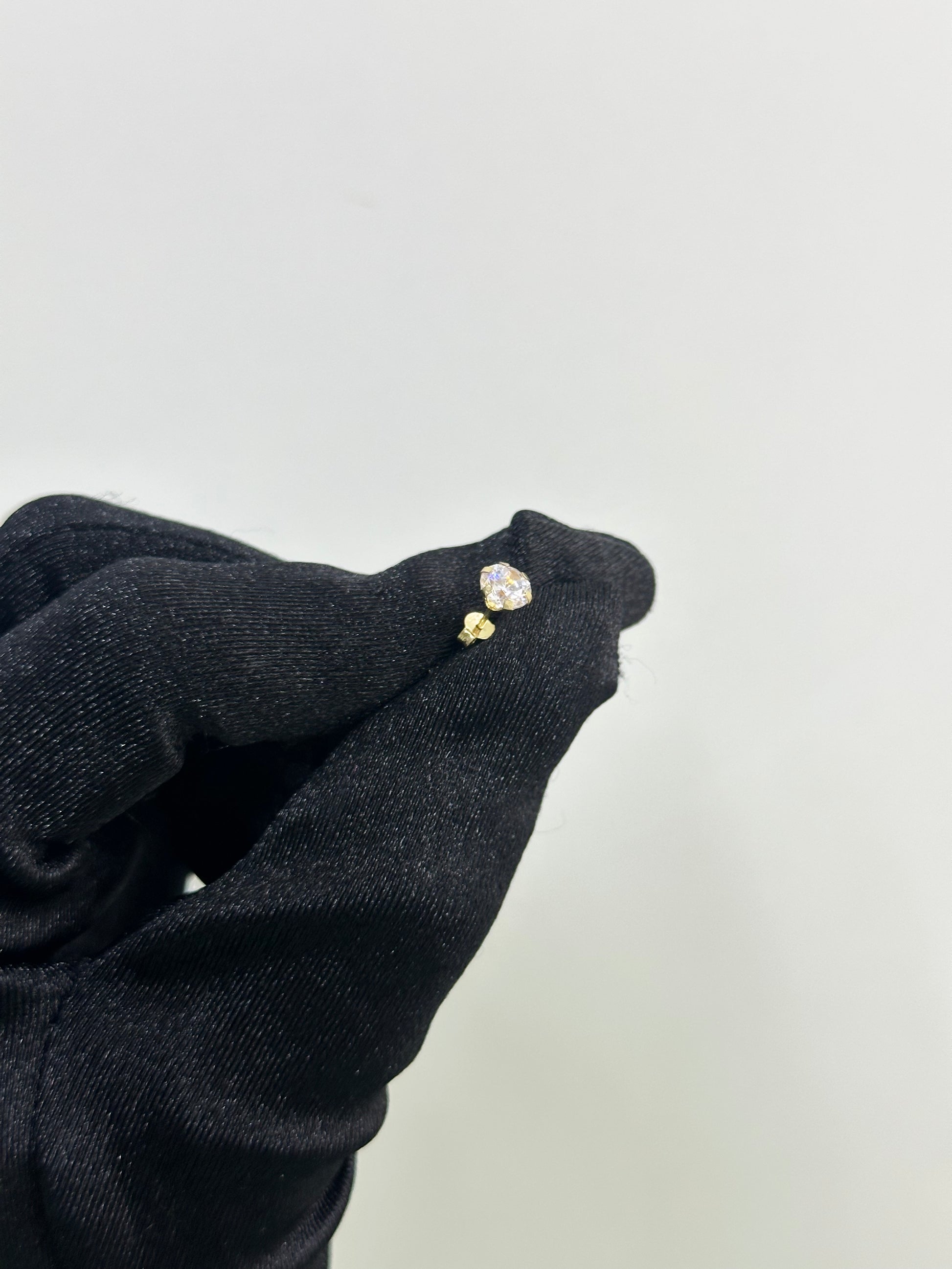 ORECCHINI PUNTO LUCE ORO 18KT