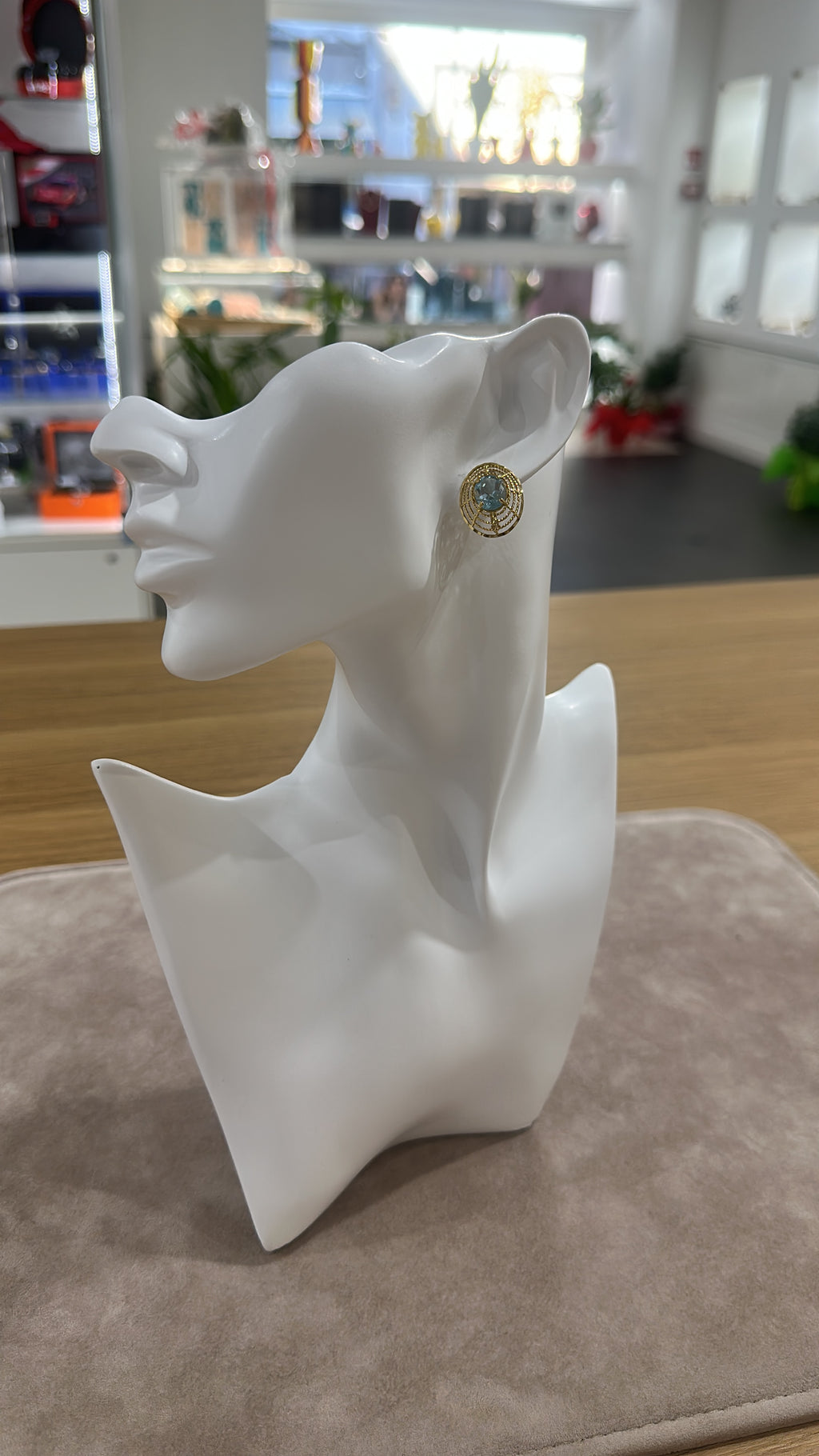 ORECCHINI ORO 18KT MONACHELLA