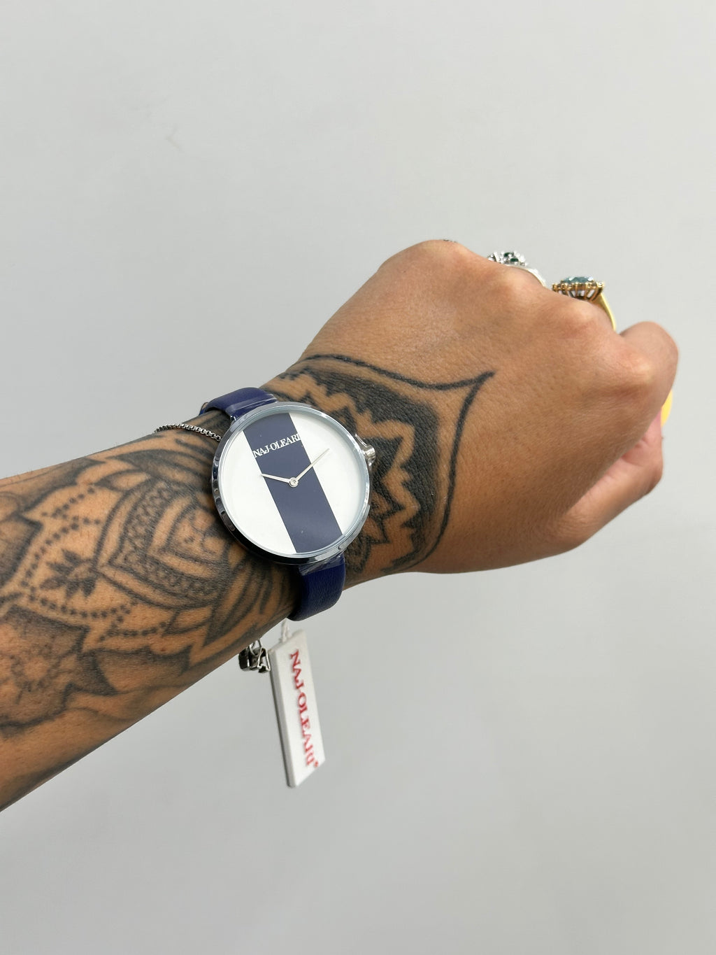 OROLOGIO NAJ-OLEARI CON CINTURINO IN PELLE BLU