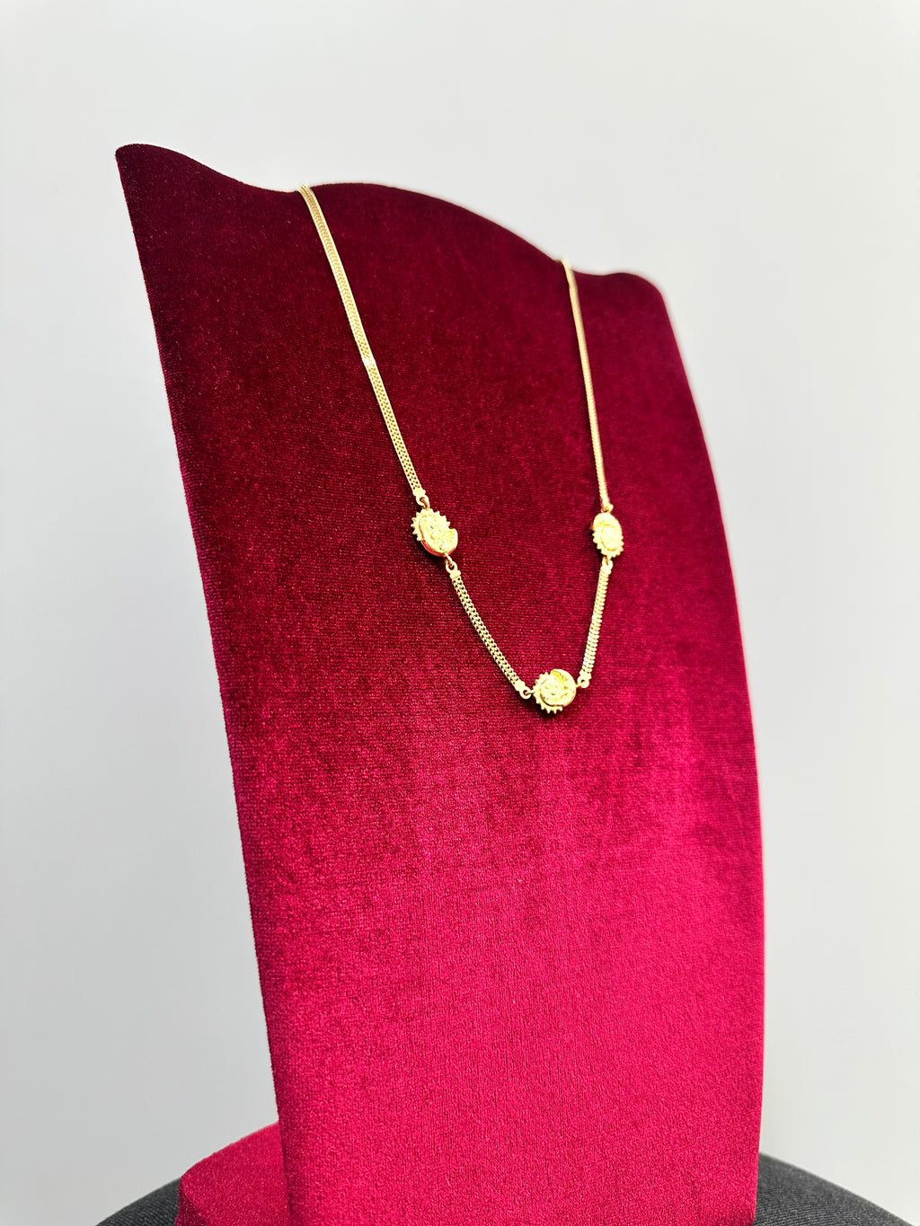 GIROCOLLO SOLE E LUNA ORO 18KT