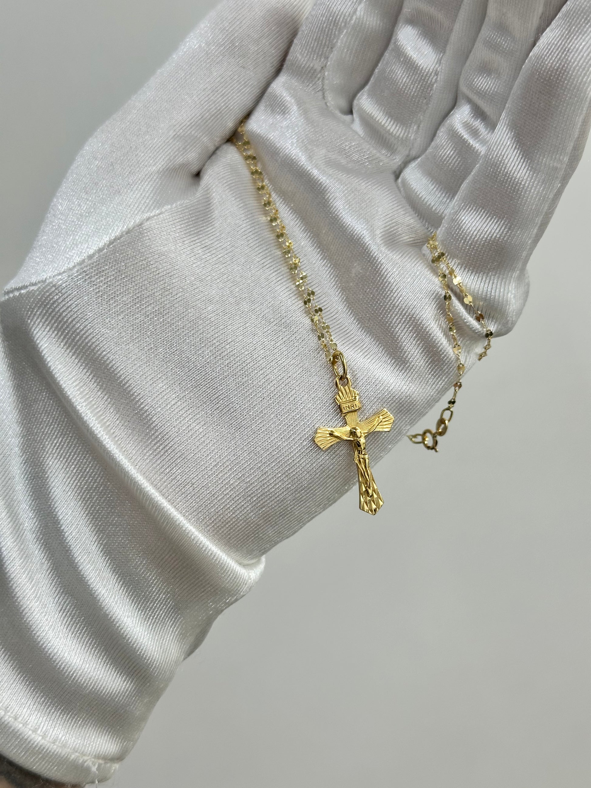 COLLANA CON CROCE LAVORATA E SPECCHIATA ORO 18KT