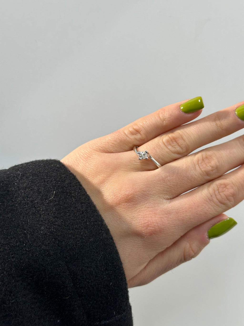 ANELLO SOLITARIO ORO 18KT