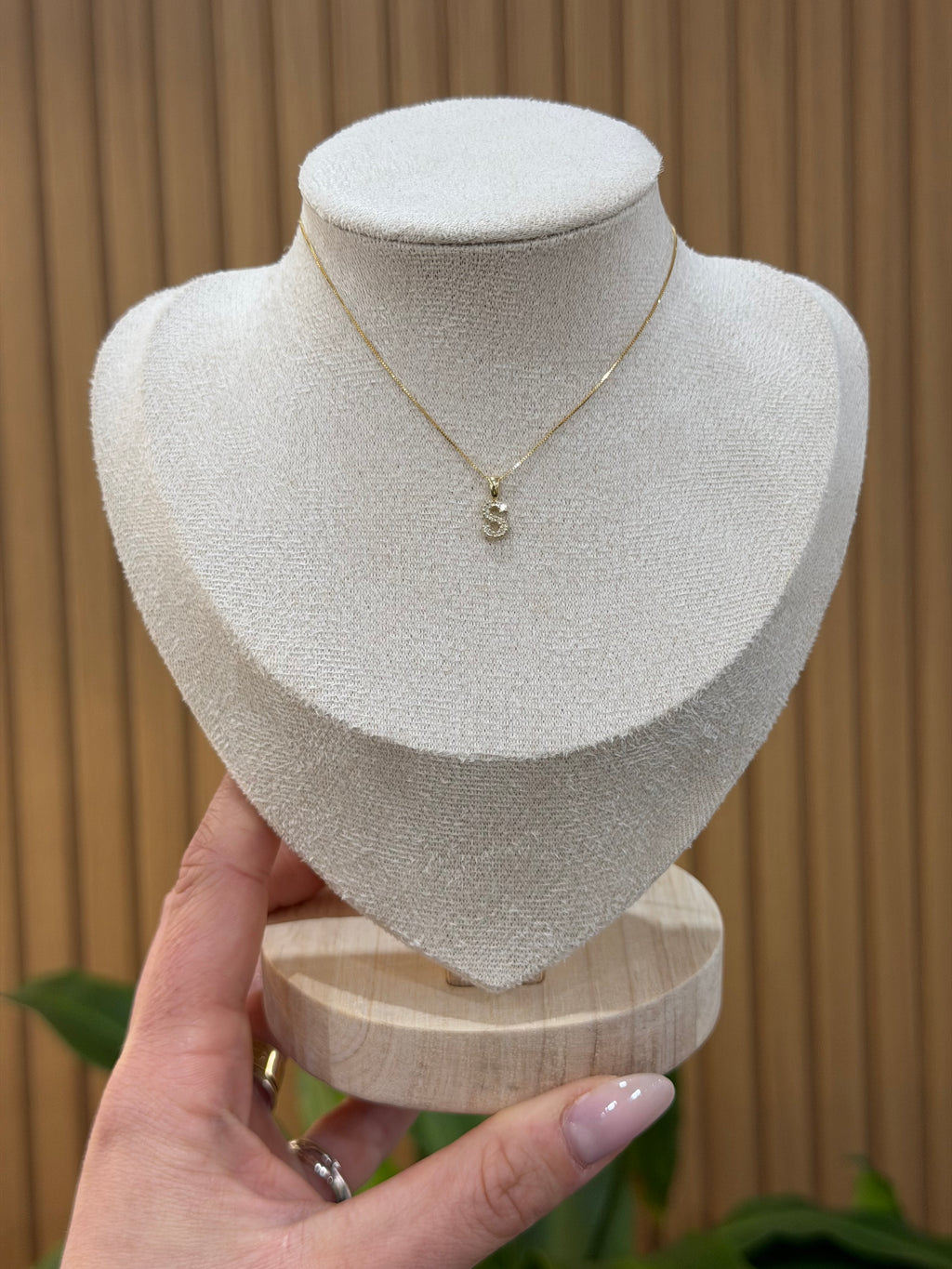 COLLANA INIZIALE S ORO 9 CARATI CON DIAMANTINI