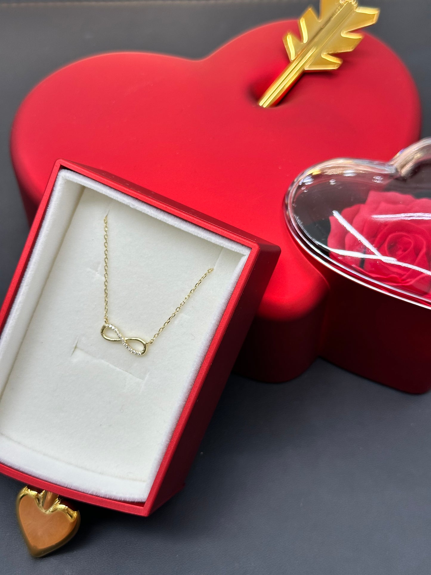 BOX CUPIDO CON COLLANA INFINITO SIMPLE GOLD