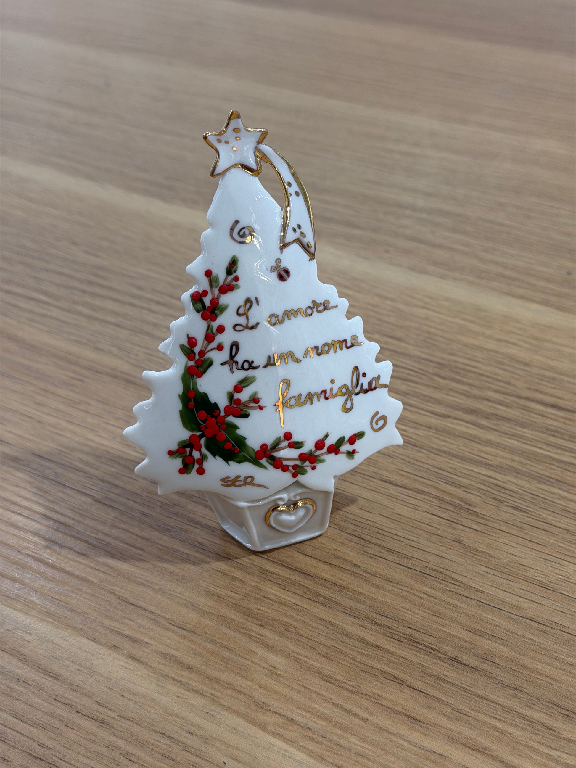 ALBERELLO FAMIGLIA CERAMICA DI CAPODIMONTE