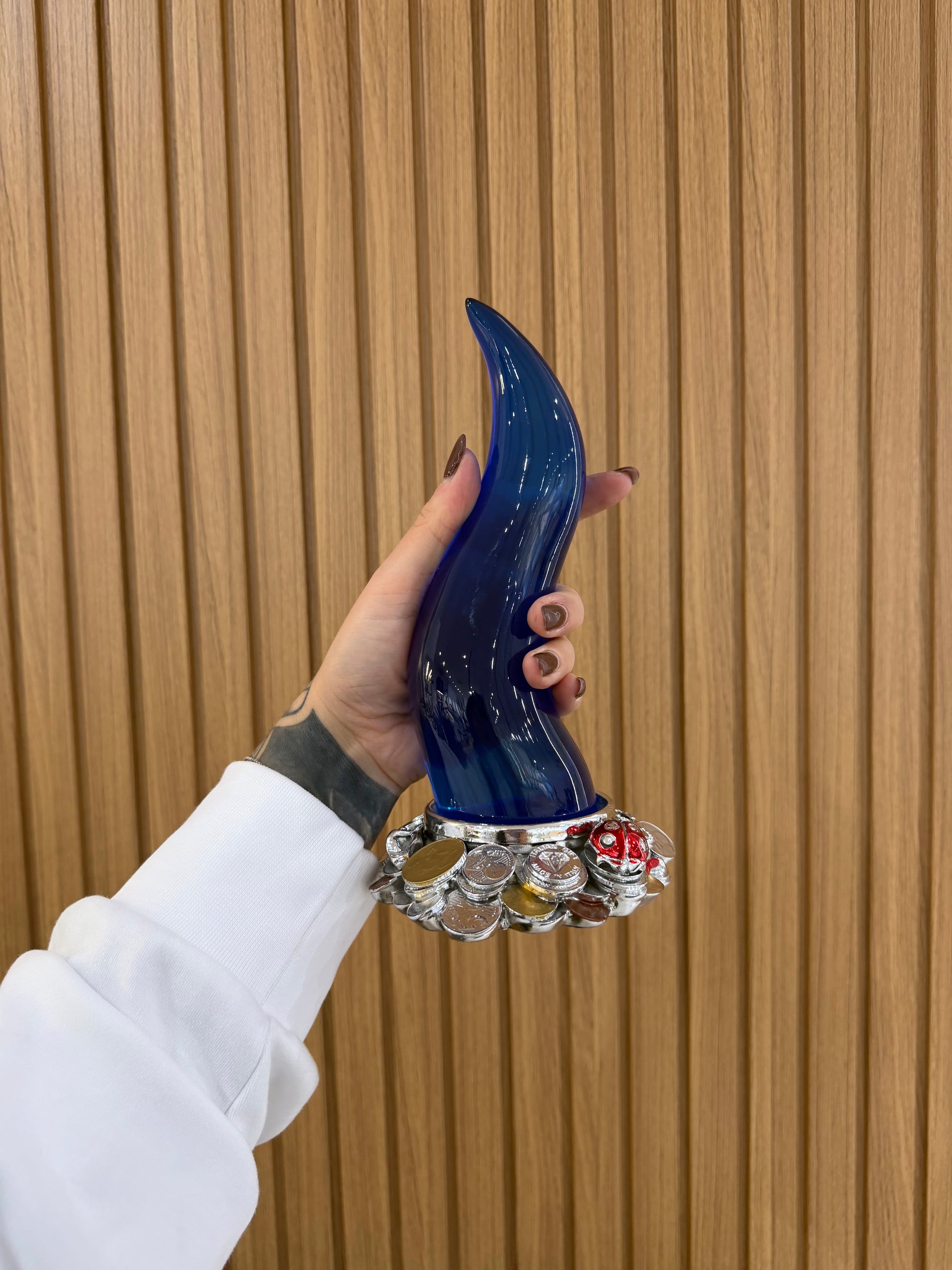 CORNO PORTAFORTUNA BLU CON MONETE