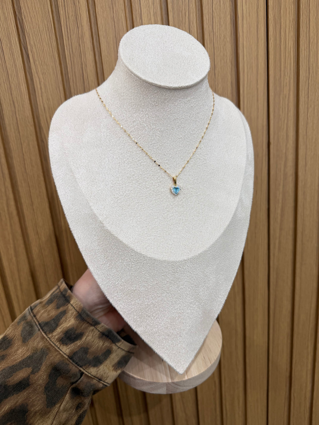 COLLANA CUORICINO ORO 18KT CON SPECCHIATA