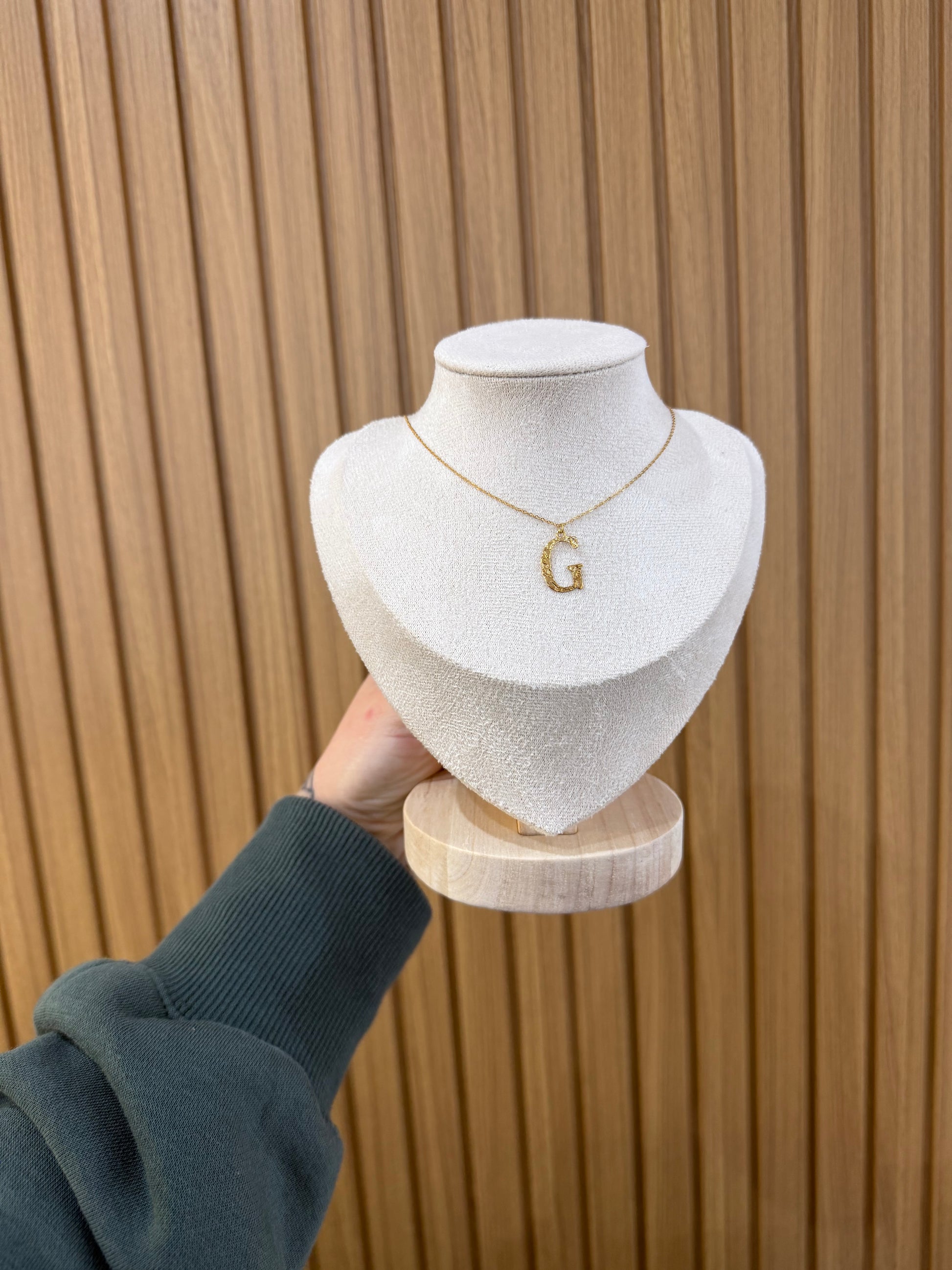 COLLANA LETTERA G DANA ORO 9 CARATI
