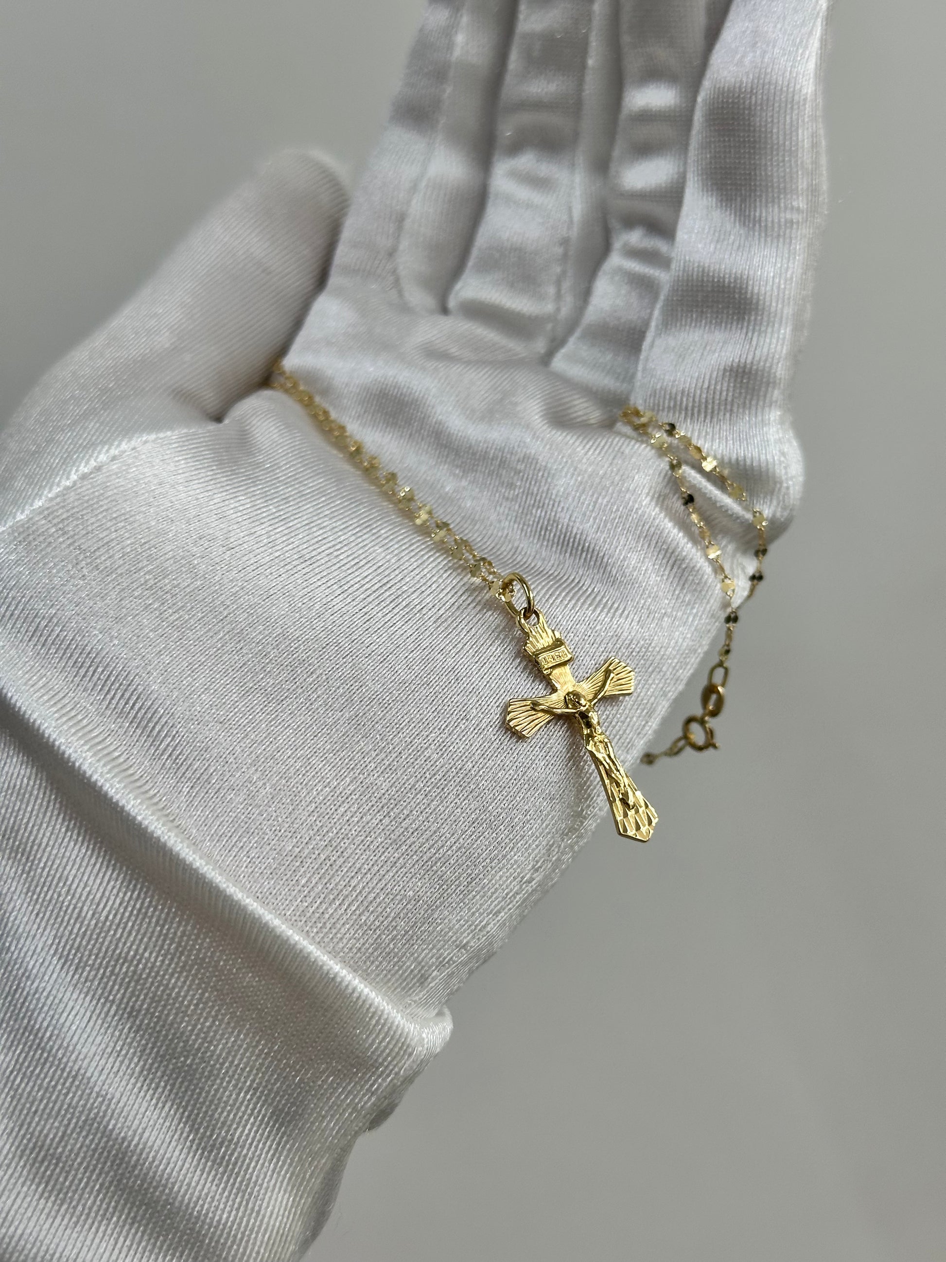 COLLANA CON CROCE LAVORATA E SPECCHIATA ORO 18KT