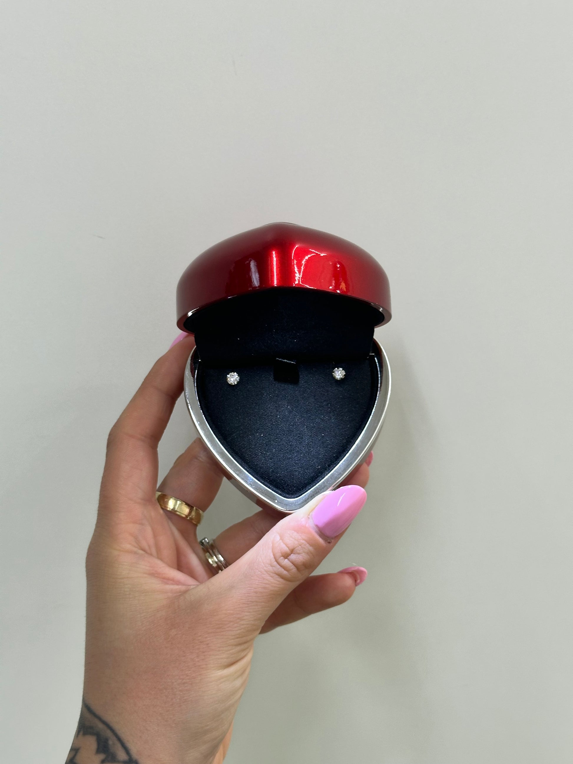 ORECCHINI PUNTO LUCE ORO 18KT