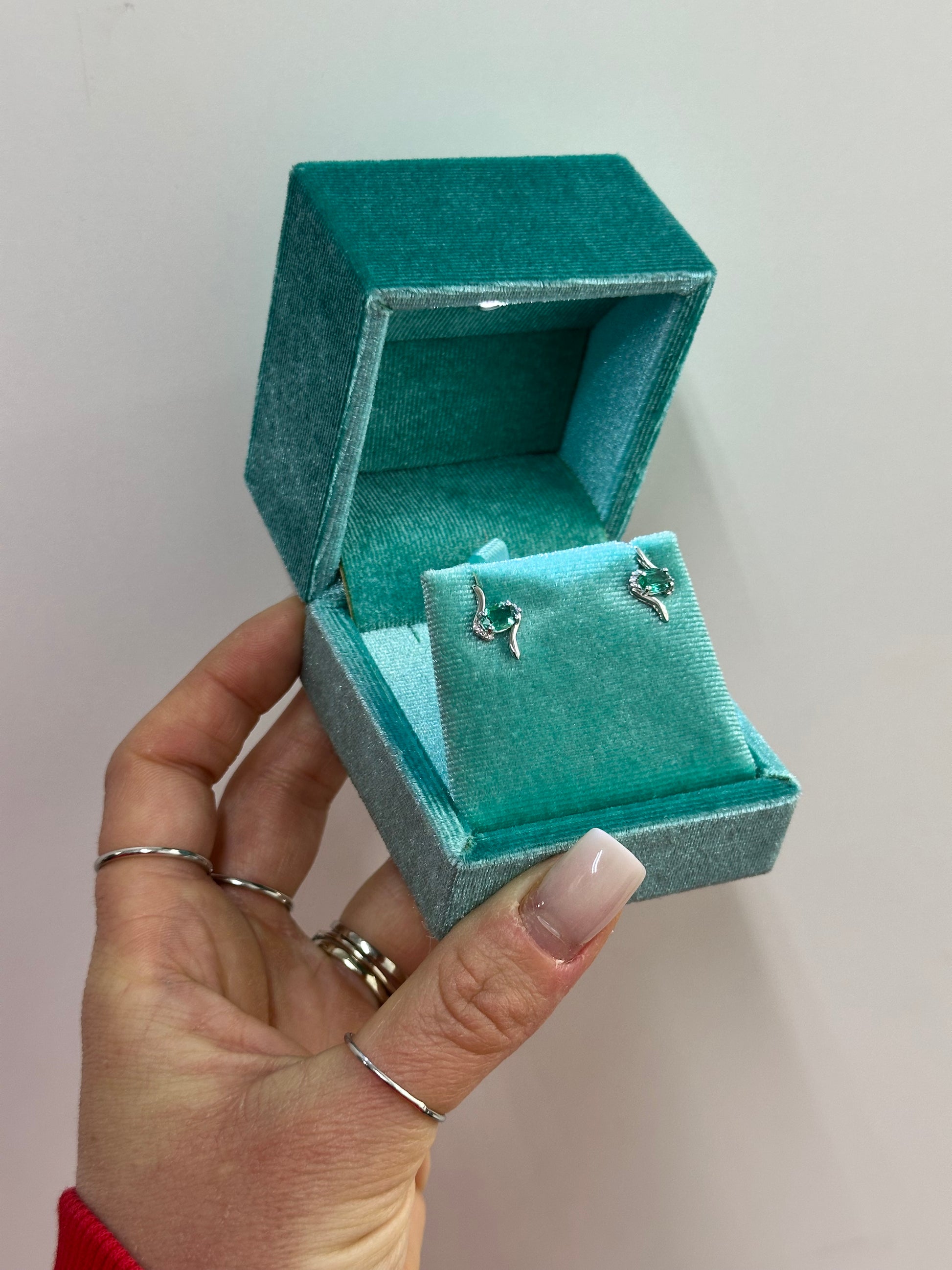 ORECCHINI ORO 18KT SMERALDI E DIAMANTI