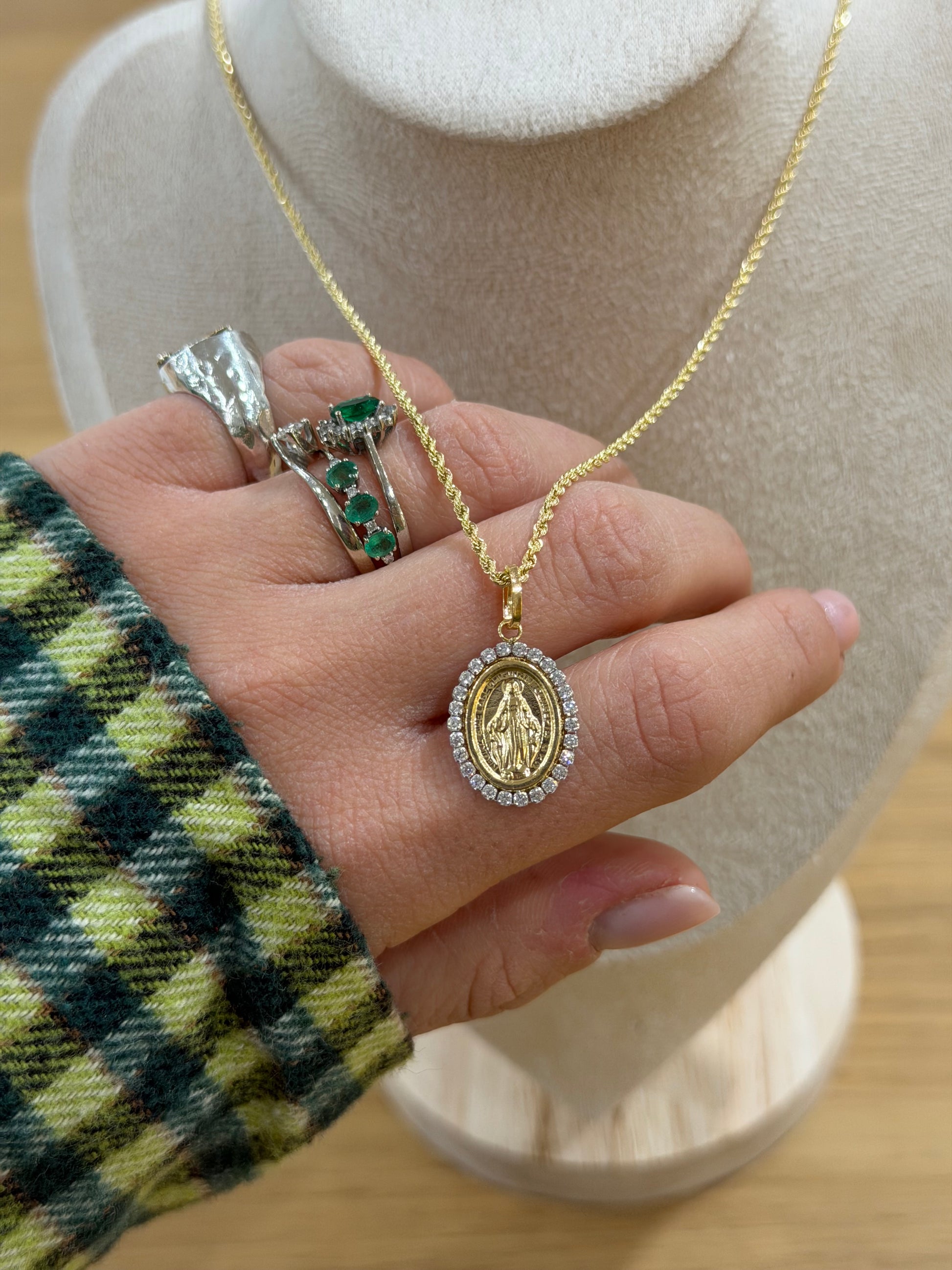 COLLANA ORO 18KT CON LASER E MADONNINA ZIRCONATA