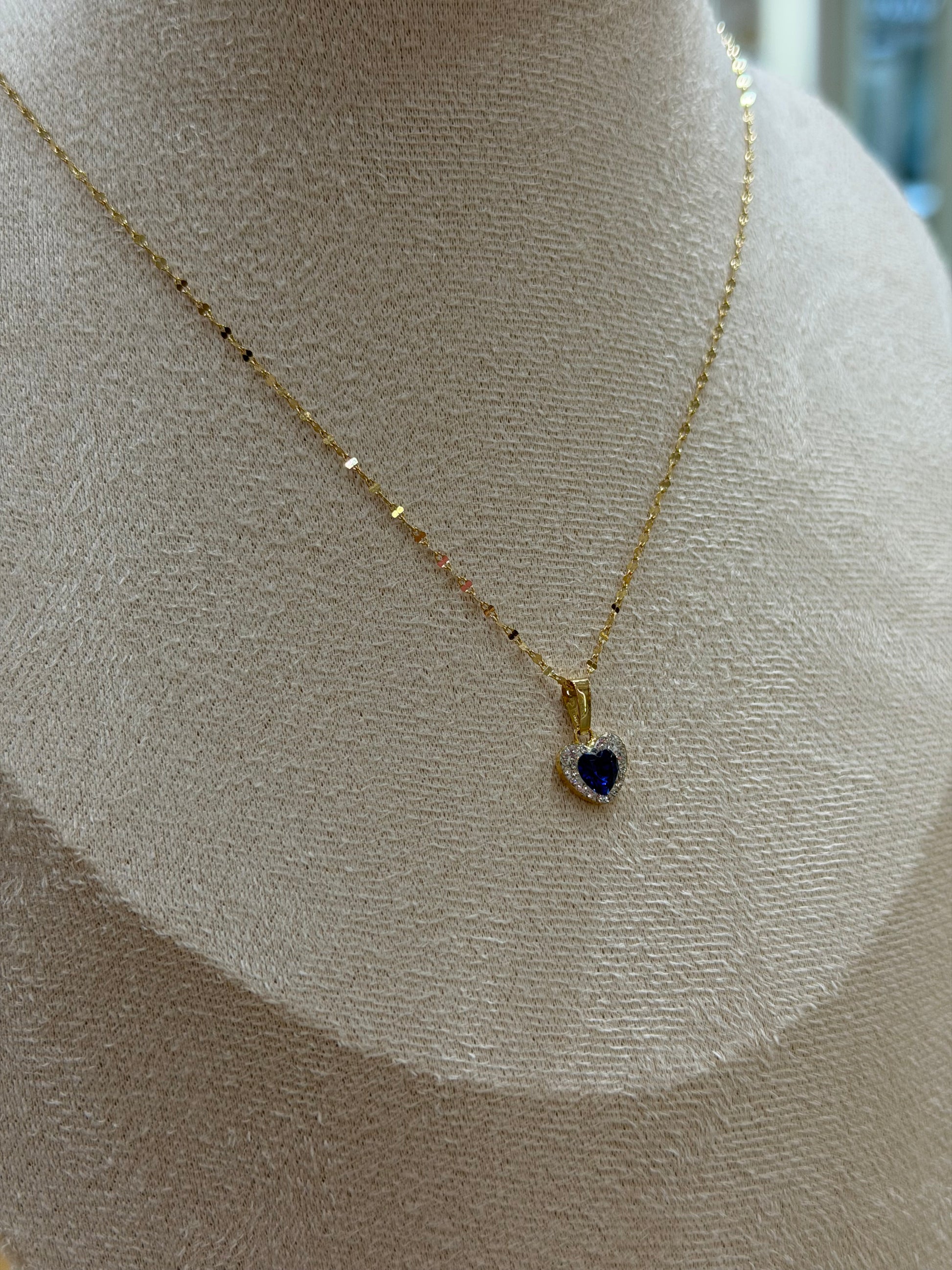 COLLANA CUORICINO ORO 18KT CON SPECCHIATA