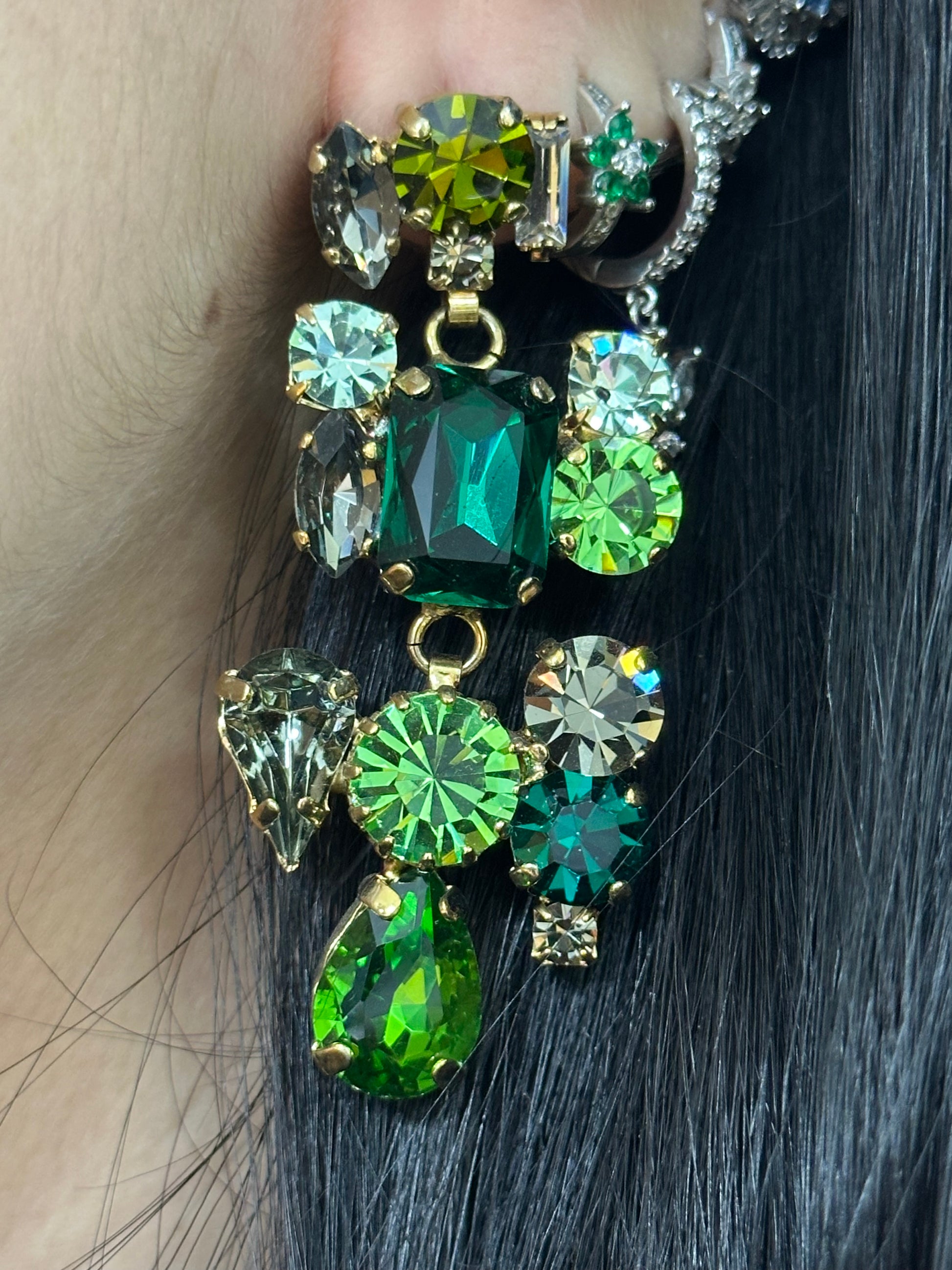 ORECCHINI SAKI PIETRE VERDI