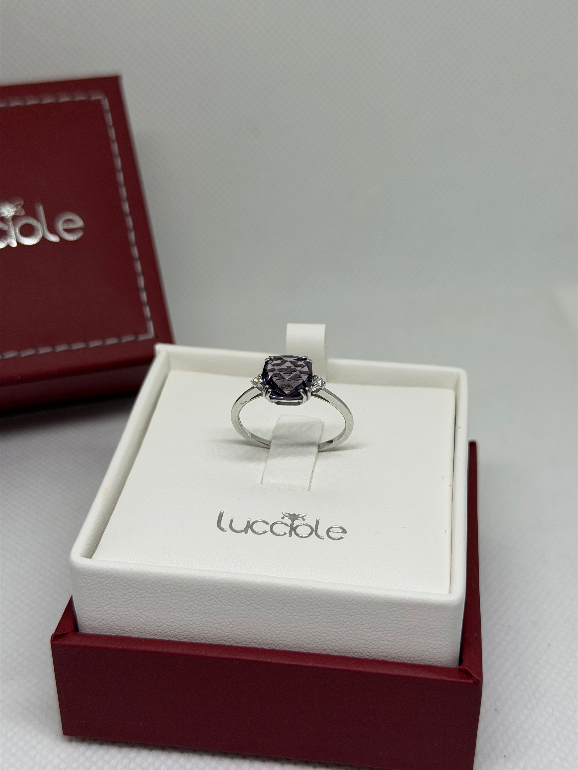 ANELLO ORO 9 CARATI CON DIAMANTINI LUCCIOLE
