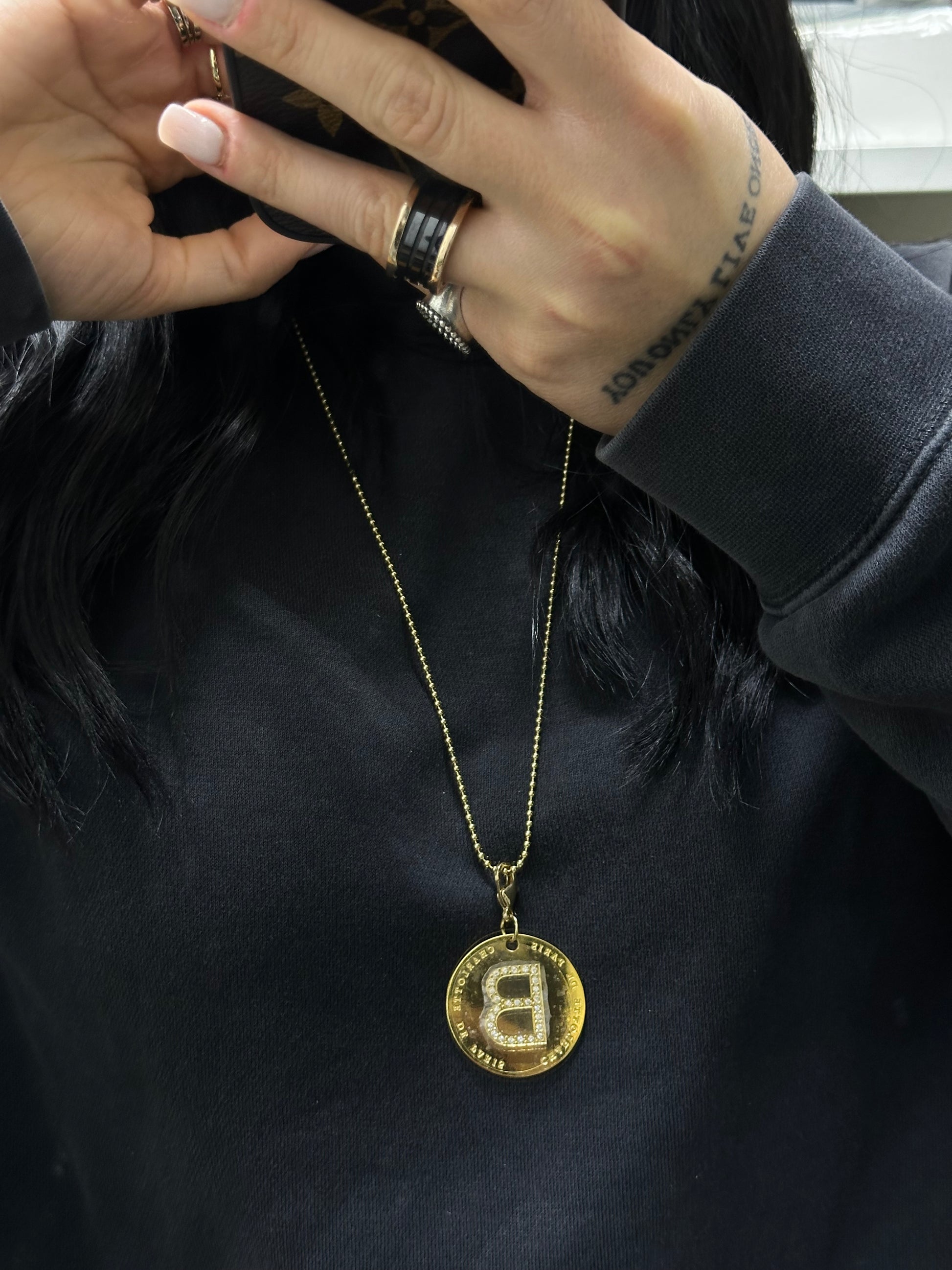 COLLANA INIZIALE IN ACCIAIO CON DORATURA LETTERA B