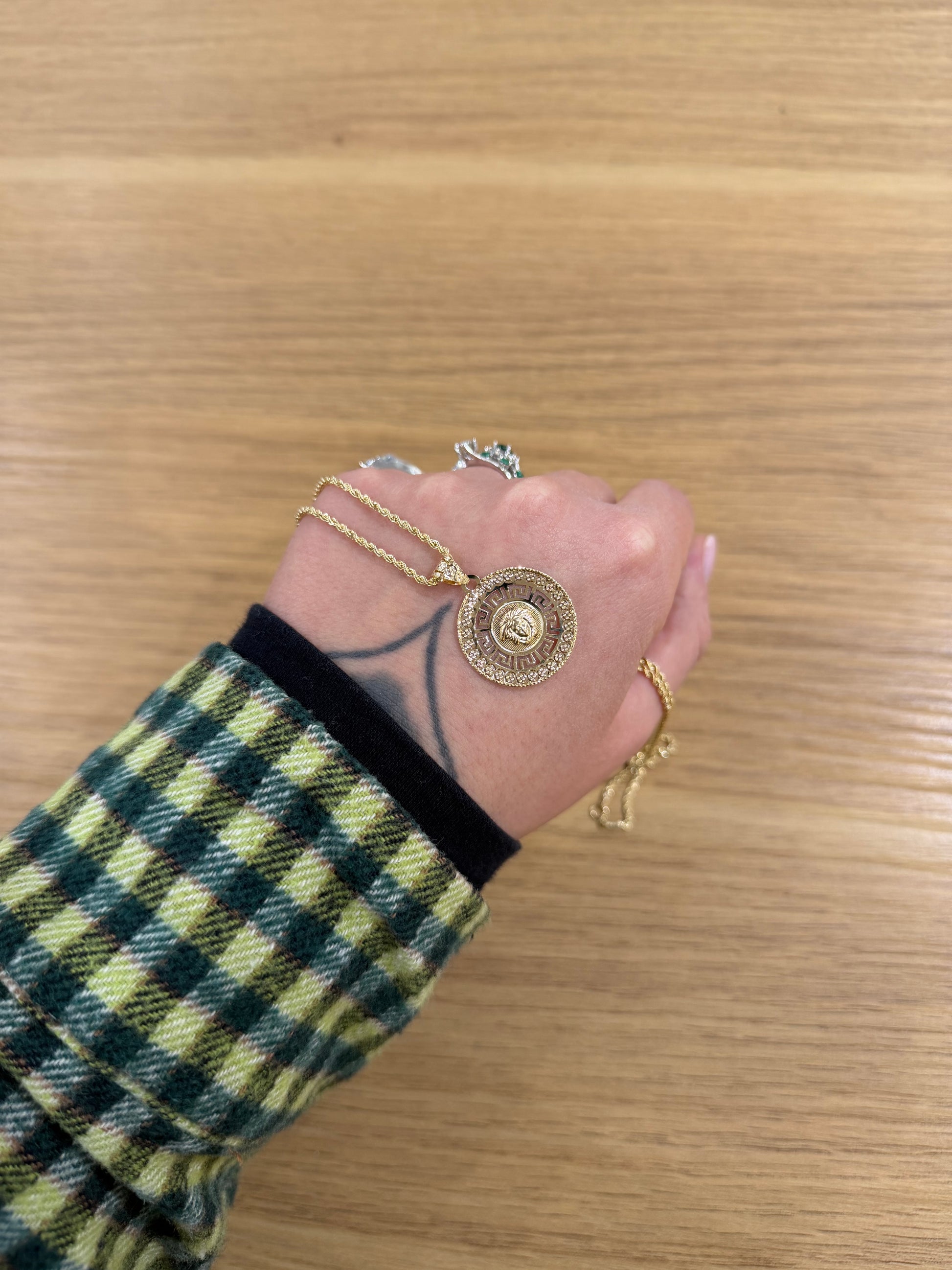 COLLANA ORO 18KT LASER CON CIONDOLO LION