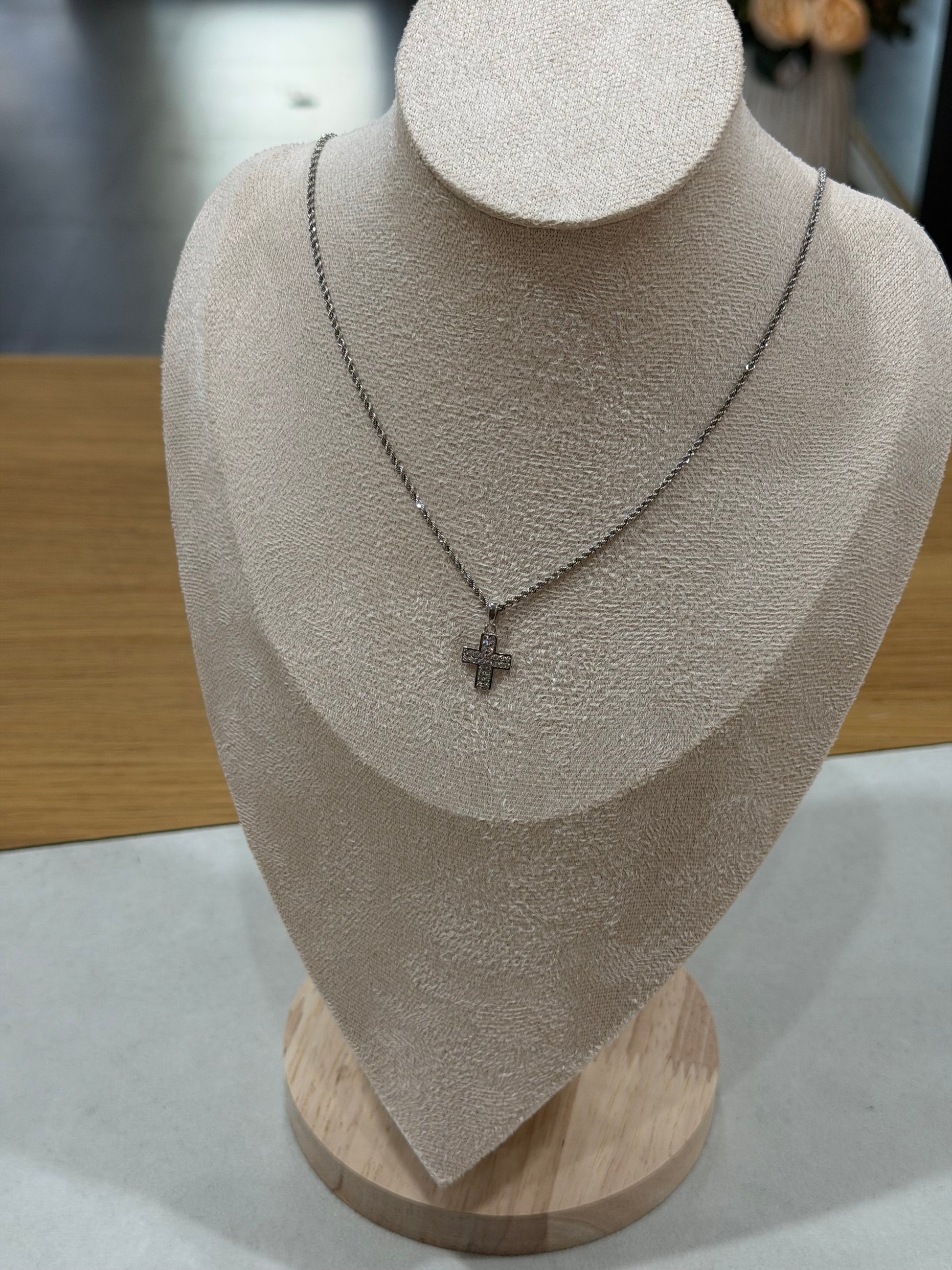 COLLANA ORO 18KT CON CROCE ZIRCONATA