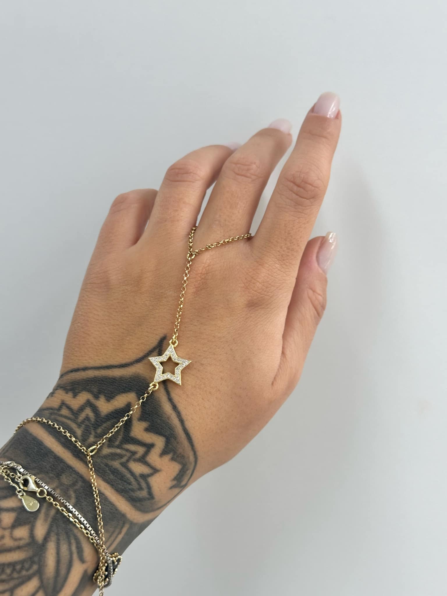 BACIAMANO STAR
