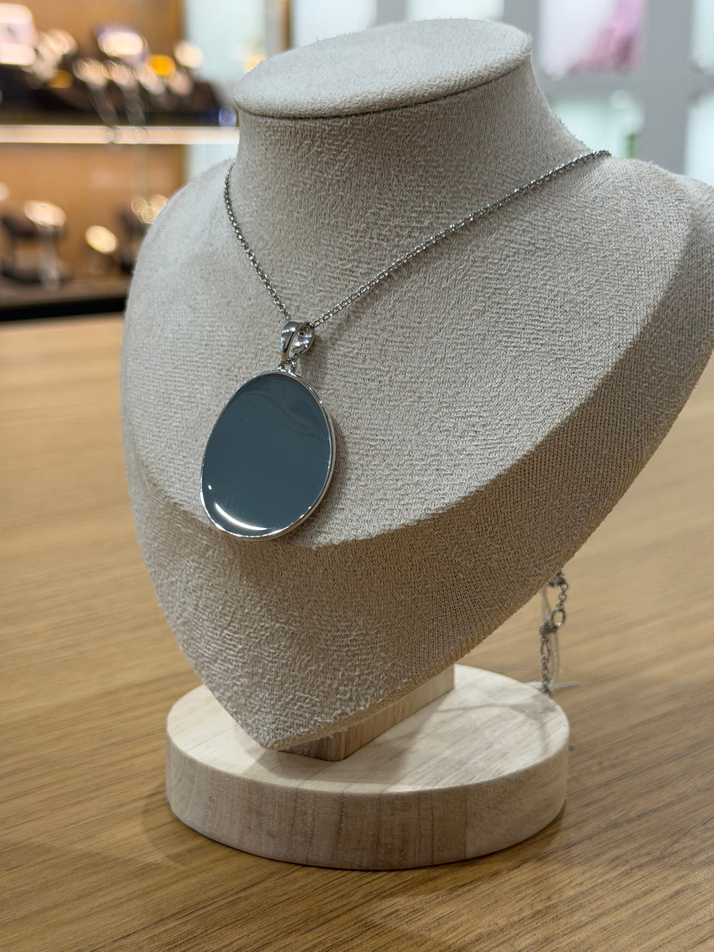COLLANA MEDAGLIONE SMALTATO GREY MEWO