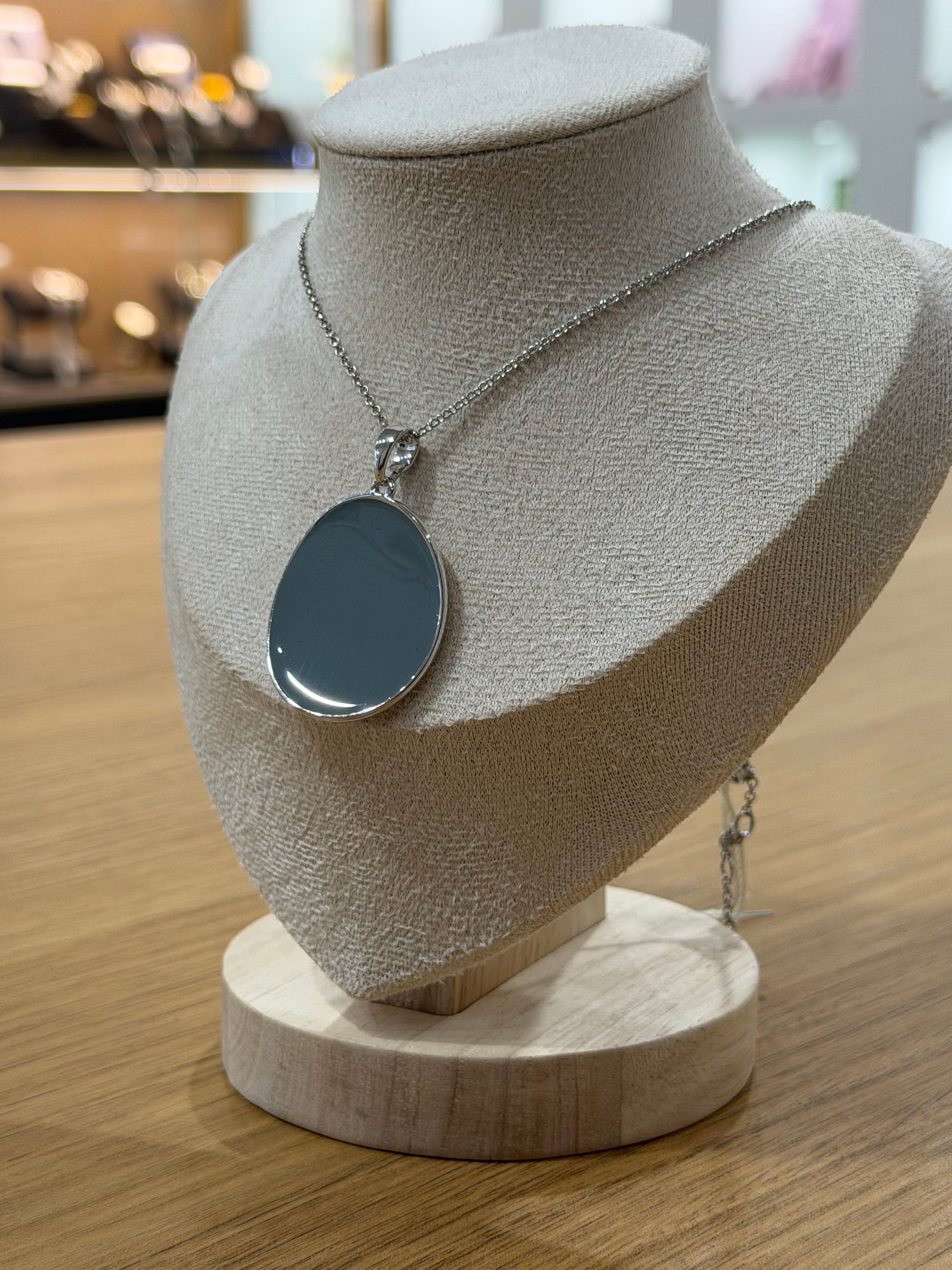 COLLANA MEDAGLIONE SMALTATO GREY MEWO