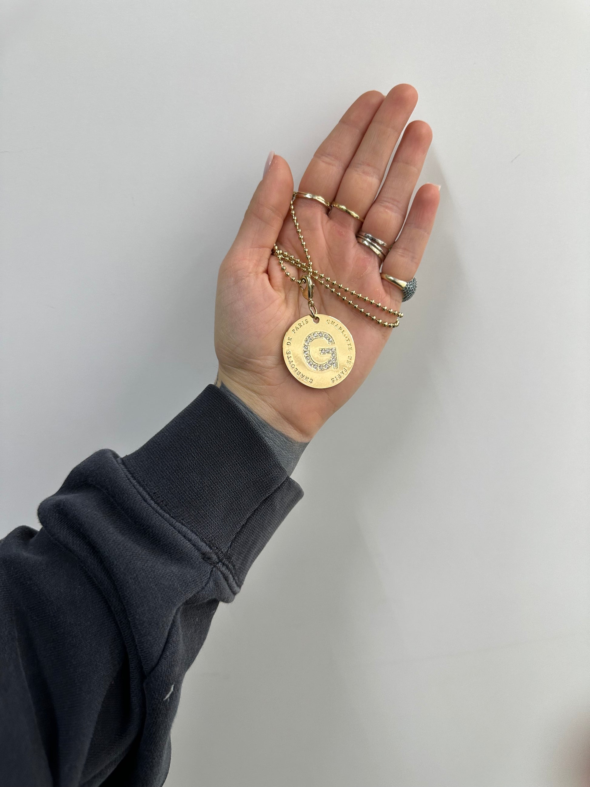 COLLANA INIZIALE IN ACCIAIO CON DORATURA LETTERA G