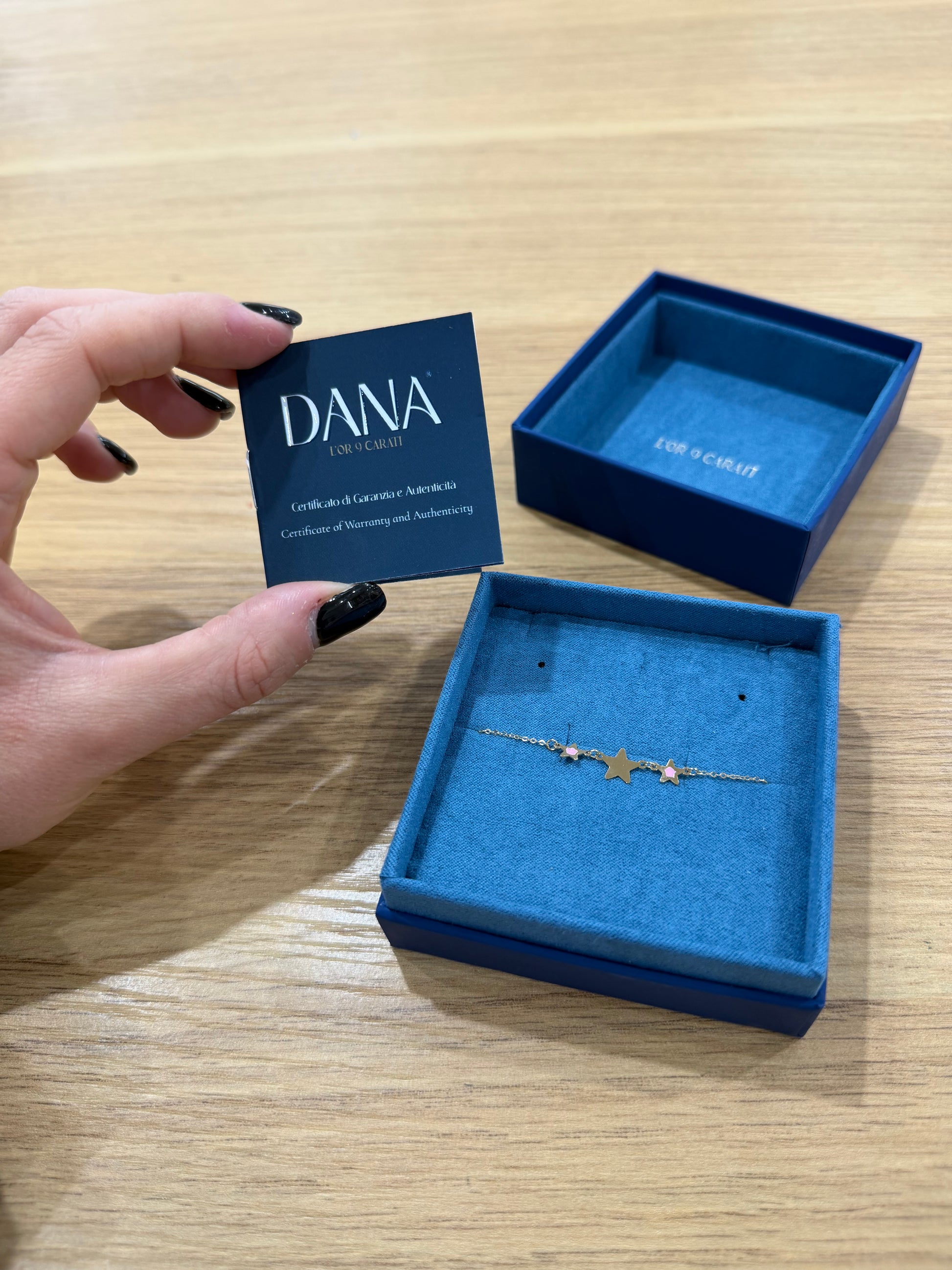 BRACCIALE CON STELLE ORO 9 CARATI DANA