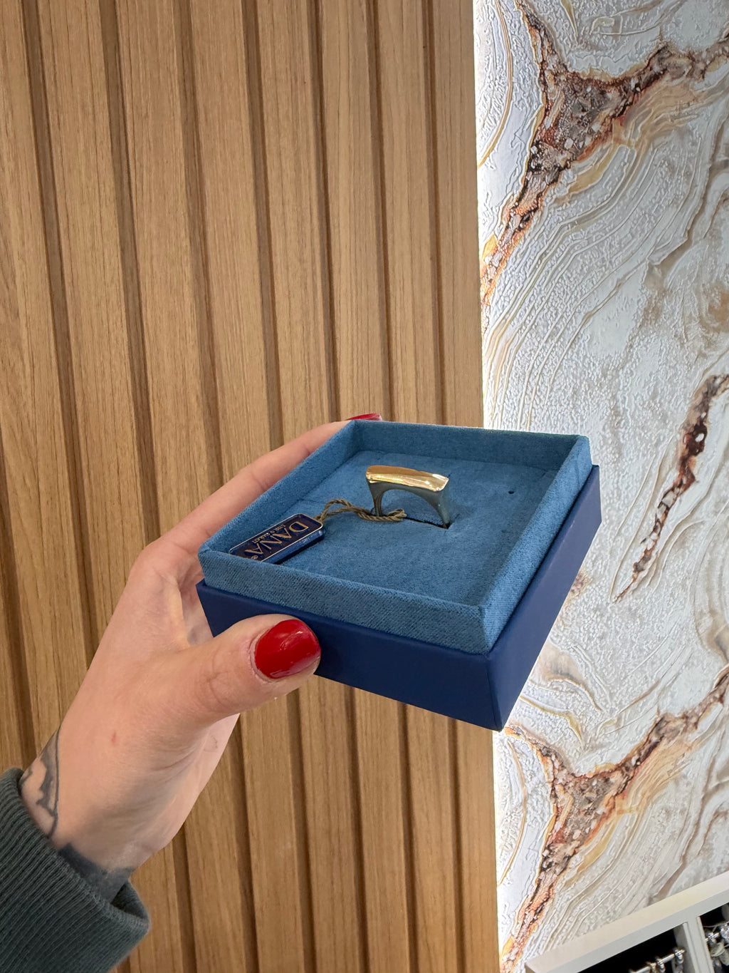 ANELLO DANA ORO 9 CARATI
