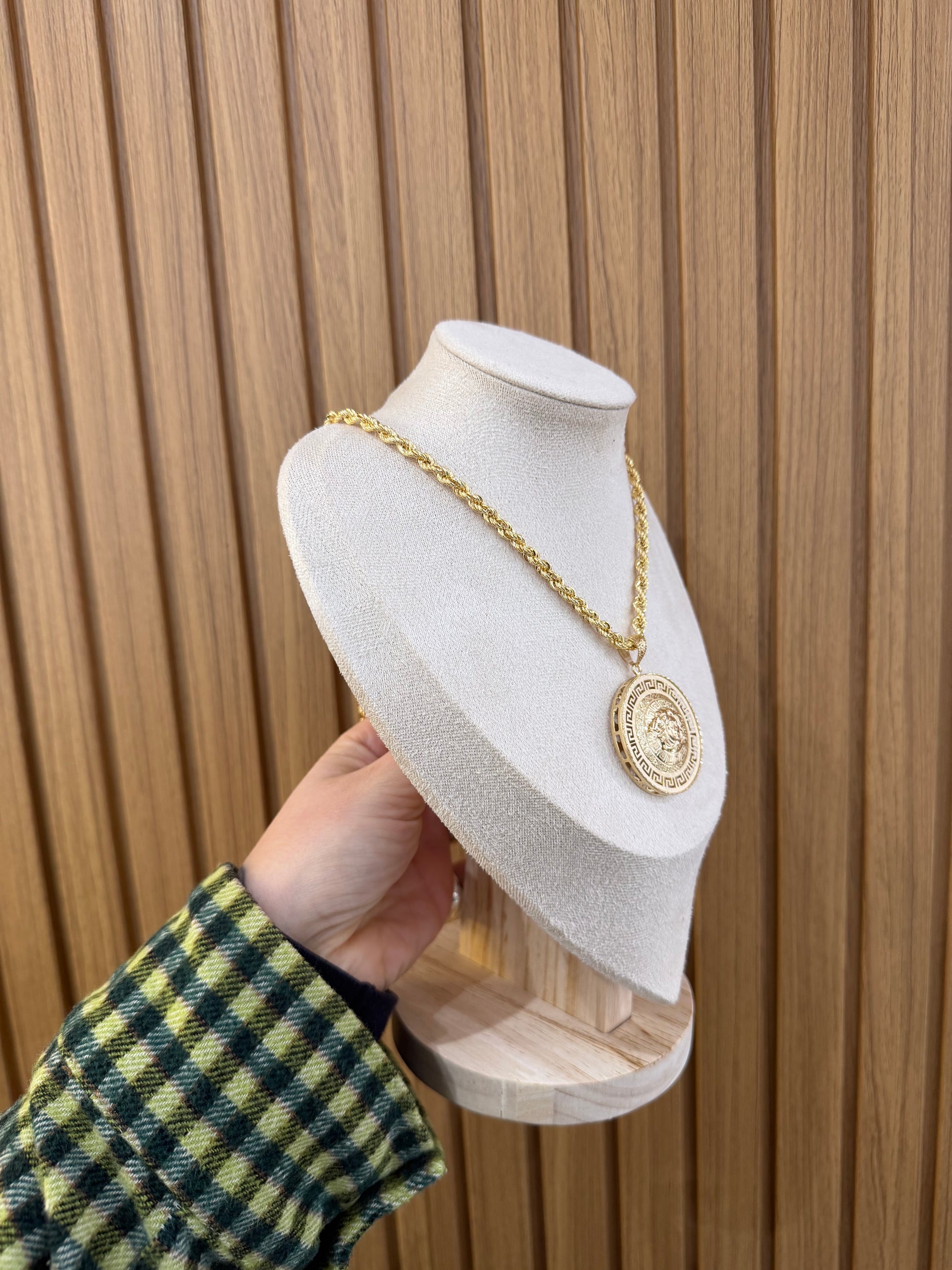 COLLANA ORO 18KT LASER CON CIONDOLO LION