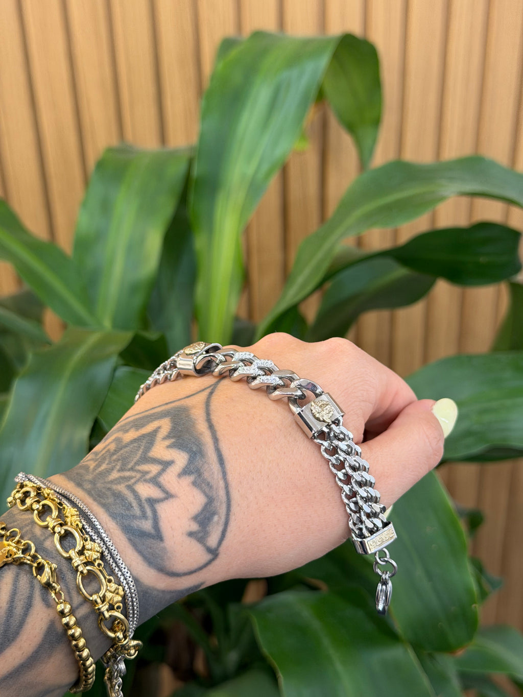 BRACCIALE MULTIFILO MEDUSA