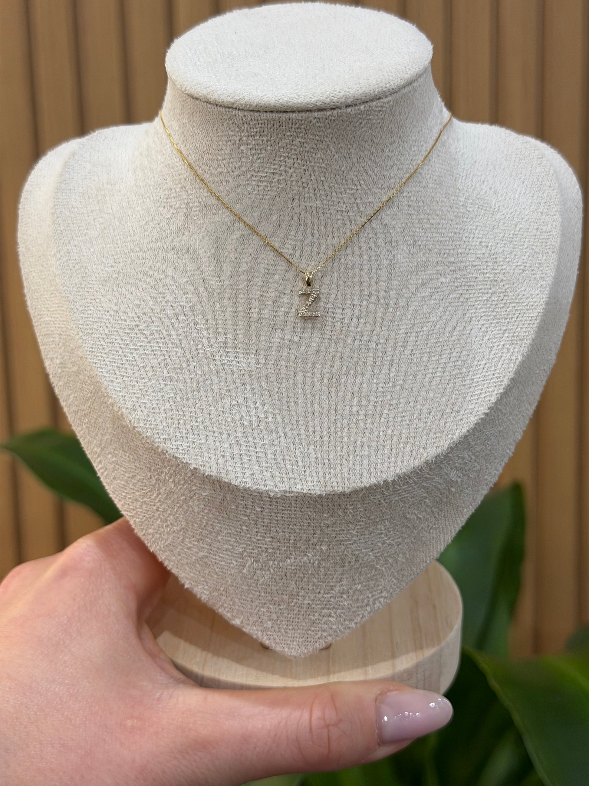 COLLANA INIZIALE Z ORO 9 CARATI CON DIAMANTINI