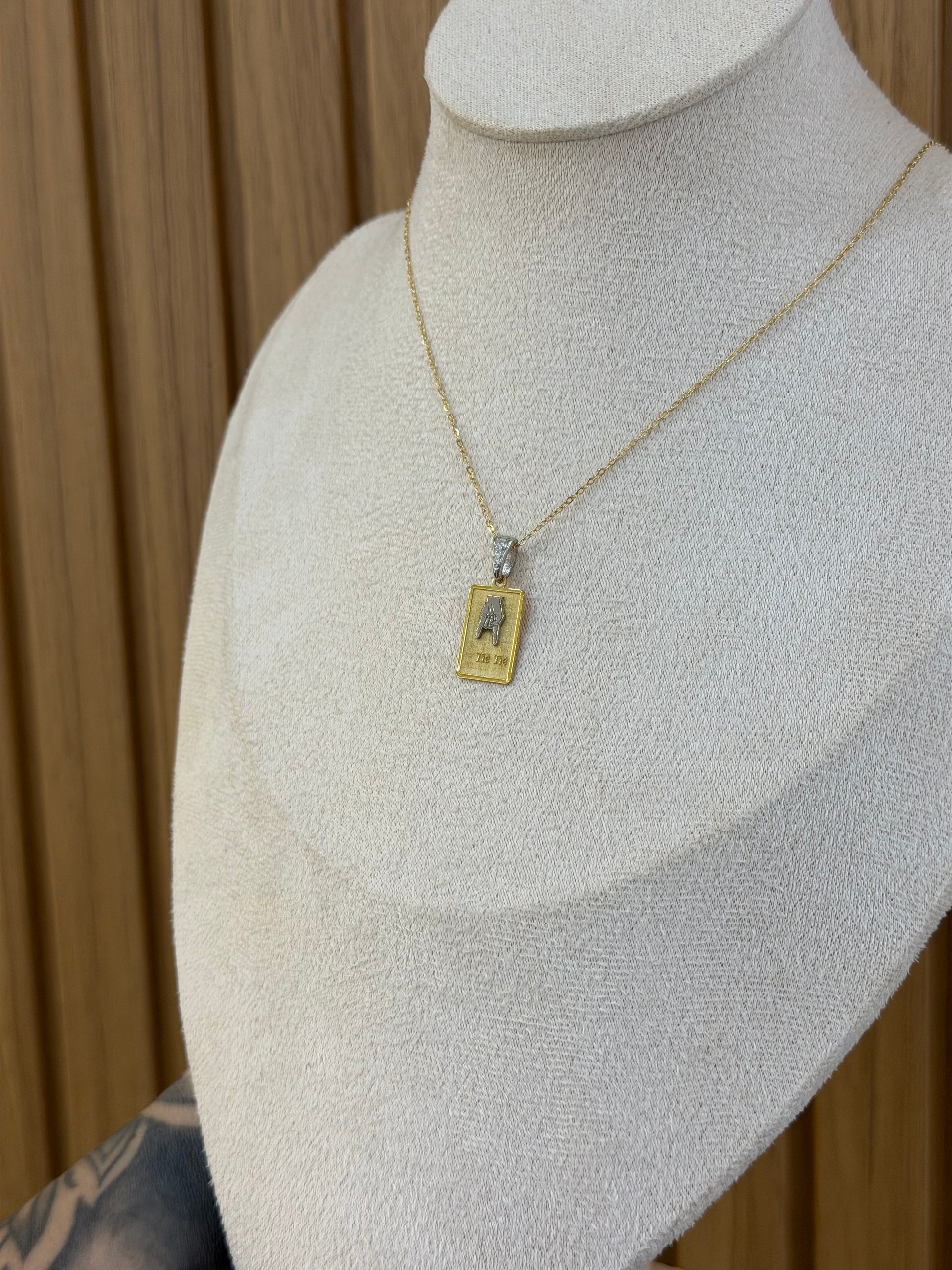 COLLANA MEDAGLIETTA SCARAMANTICA ARGENTO 925