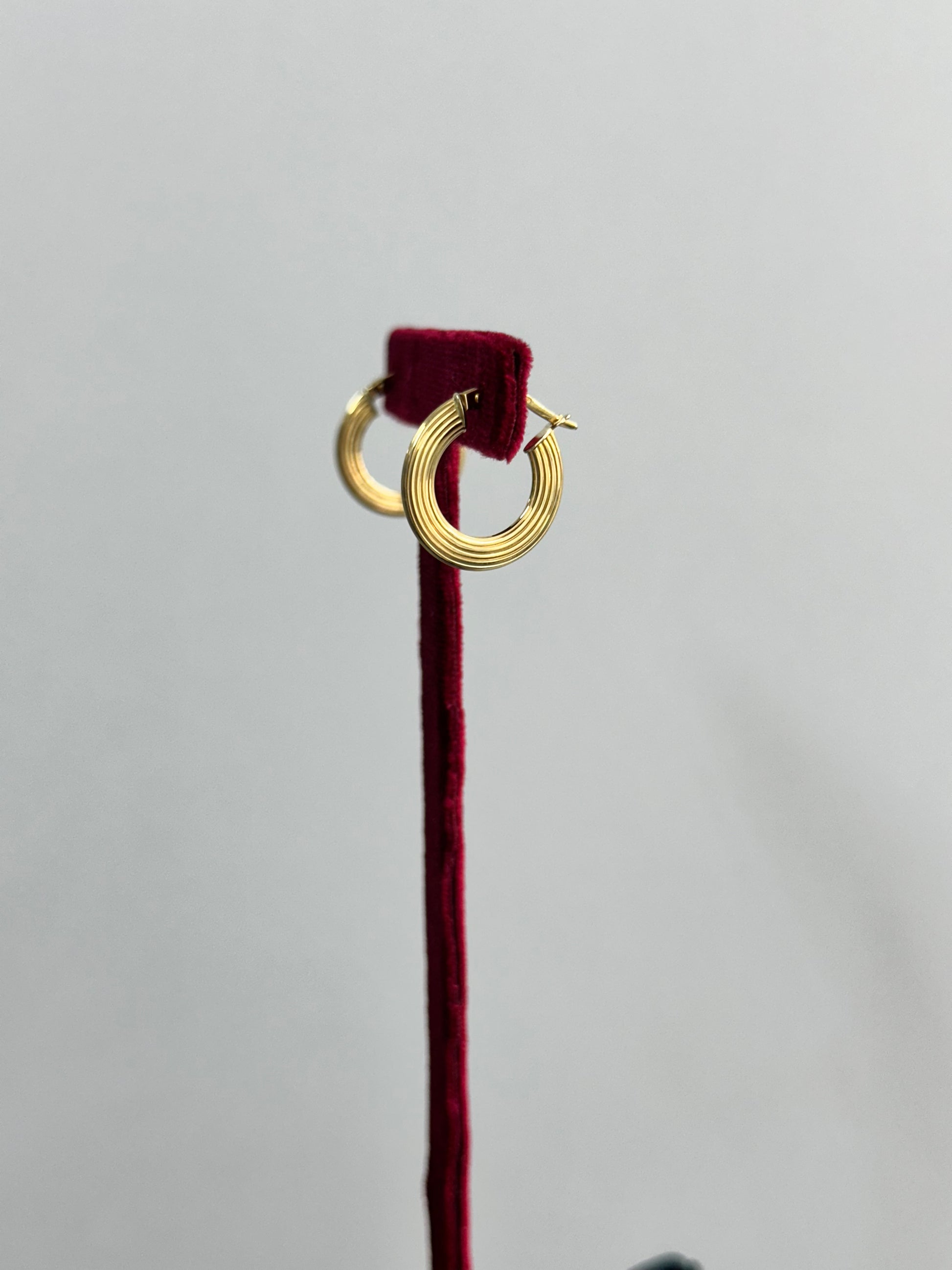 CERCHIETTI CON LAVORAZIONE ORO 18KT