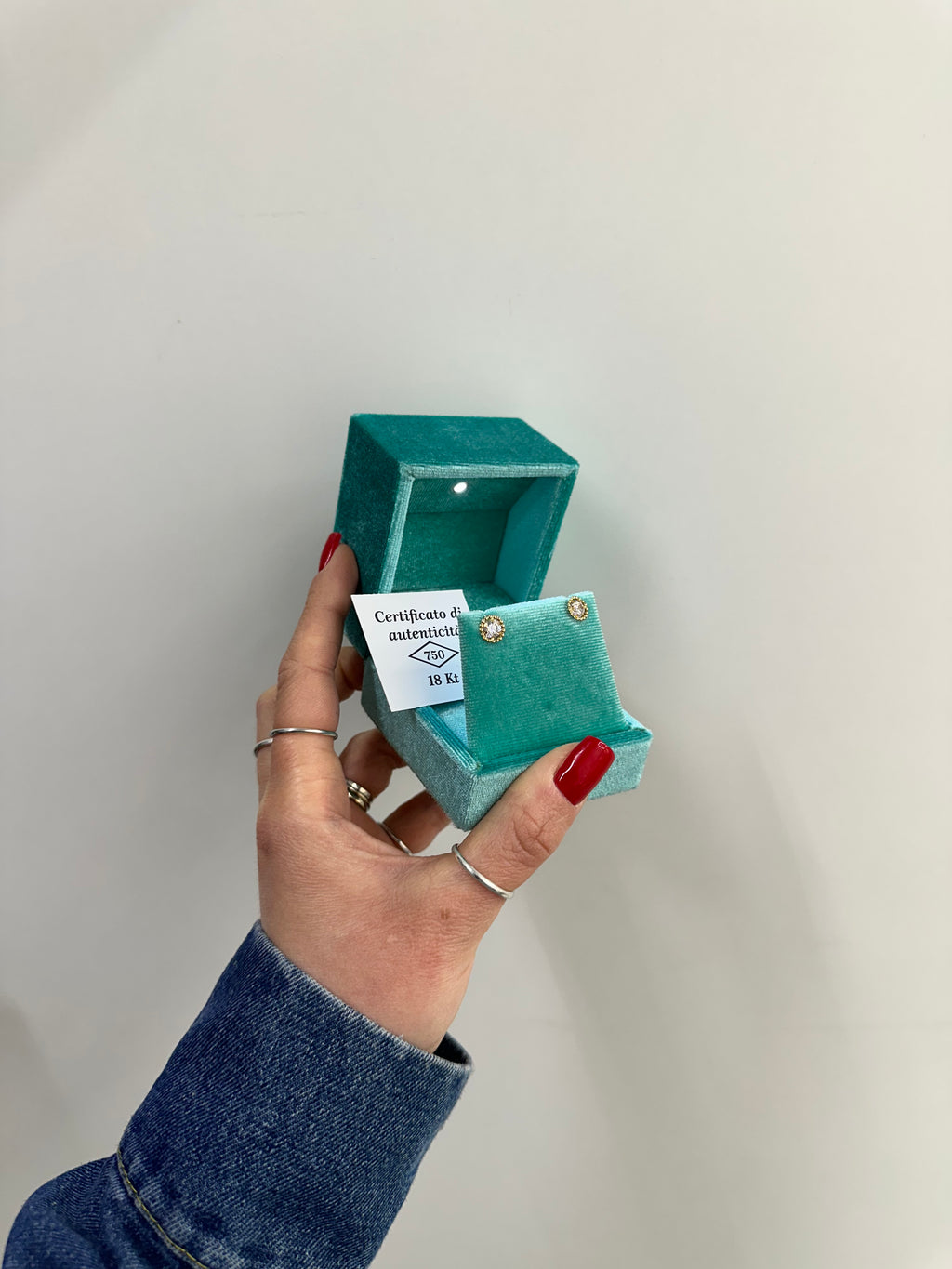 ORECCHINI PUNTO LUCE ORO 18KT