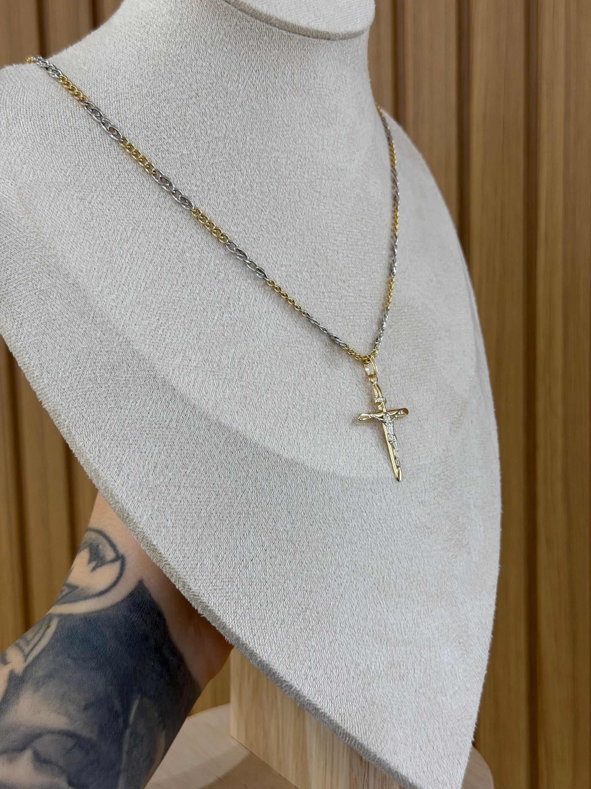 COLLANA IN ORO 18KT BICOLORE CON CROCE