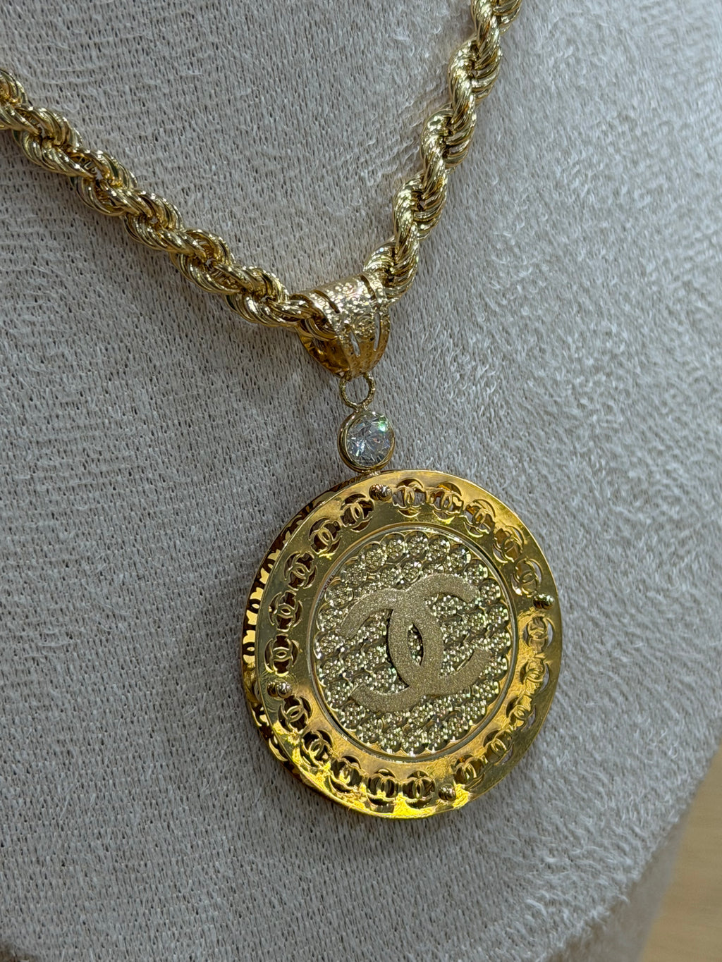 COLLANA ORO 18KT LASER CON CIONDOLO DOPPIA C