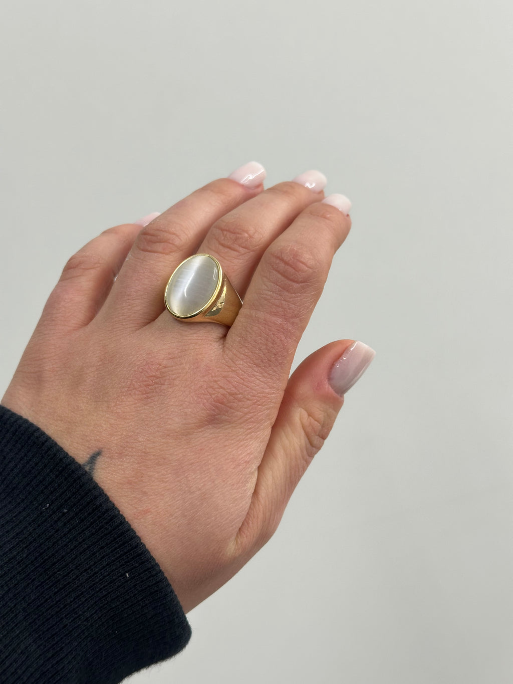 ANELLO OVALE PIETRA CABOCHON
